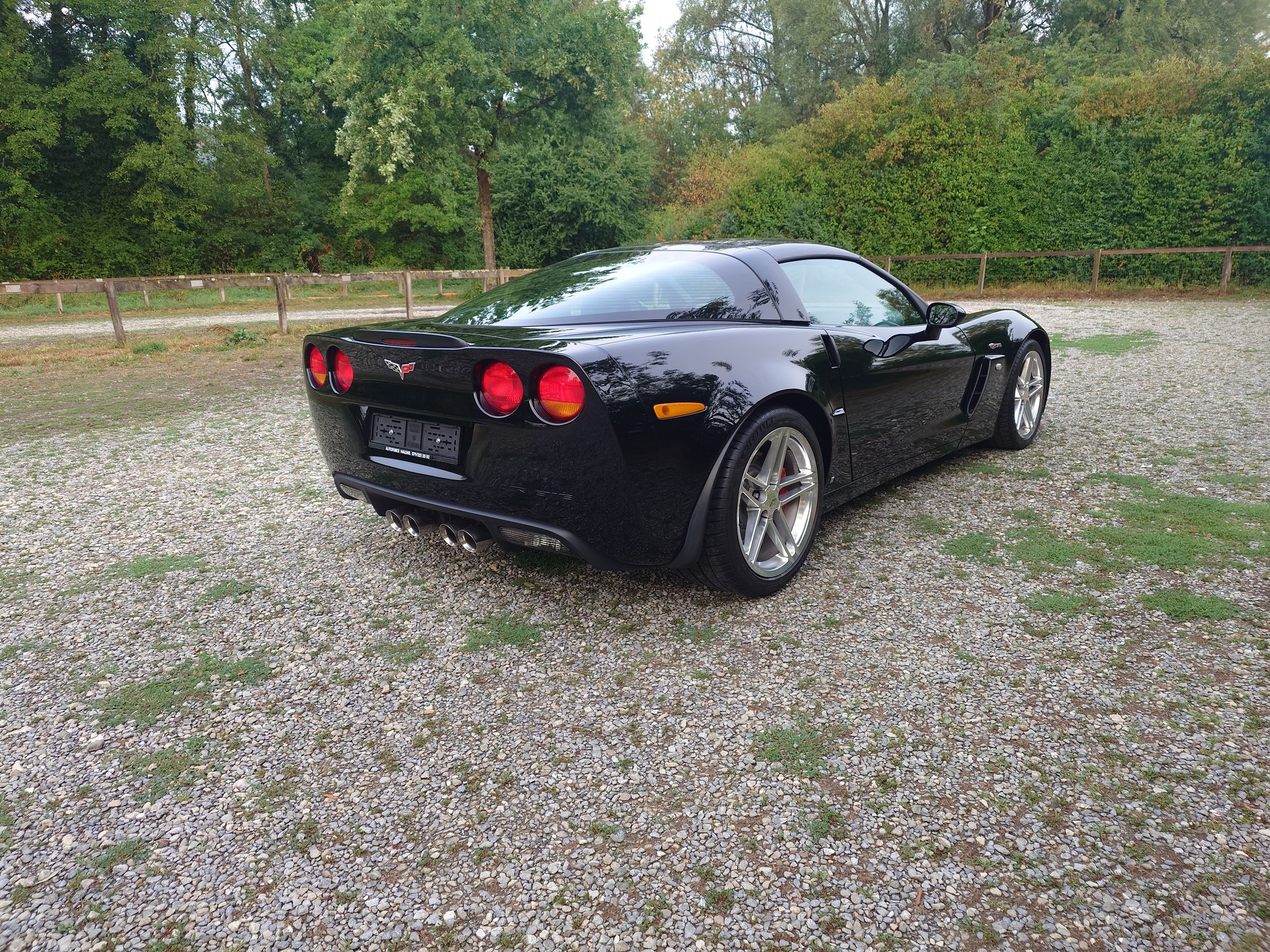 CHEVROLET Corvette Z06-image-4