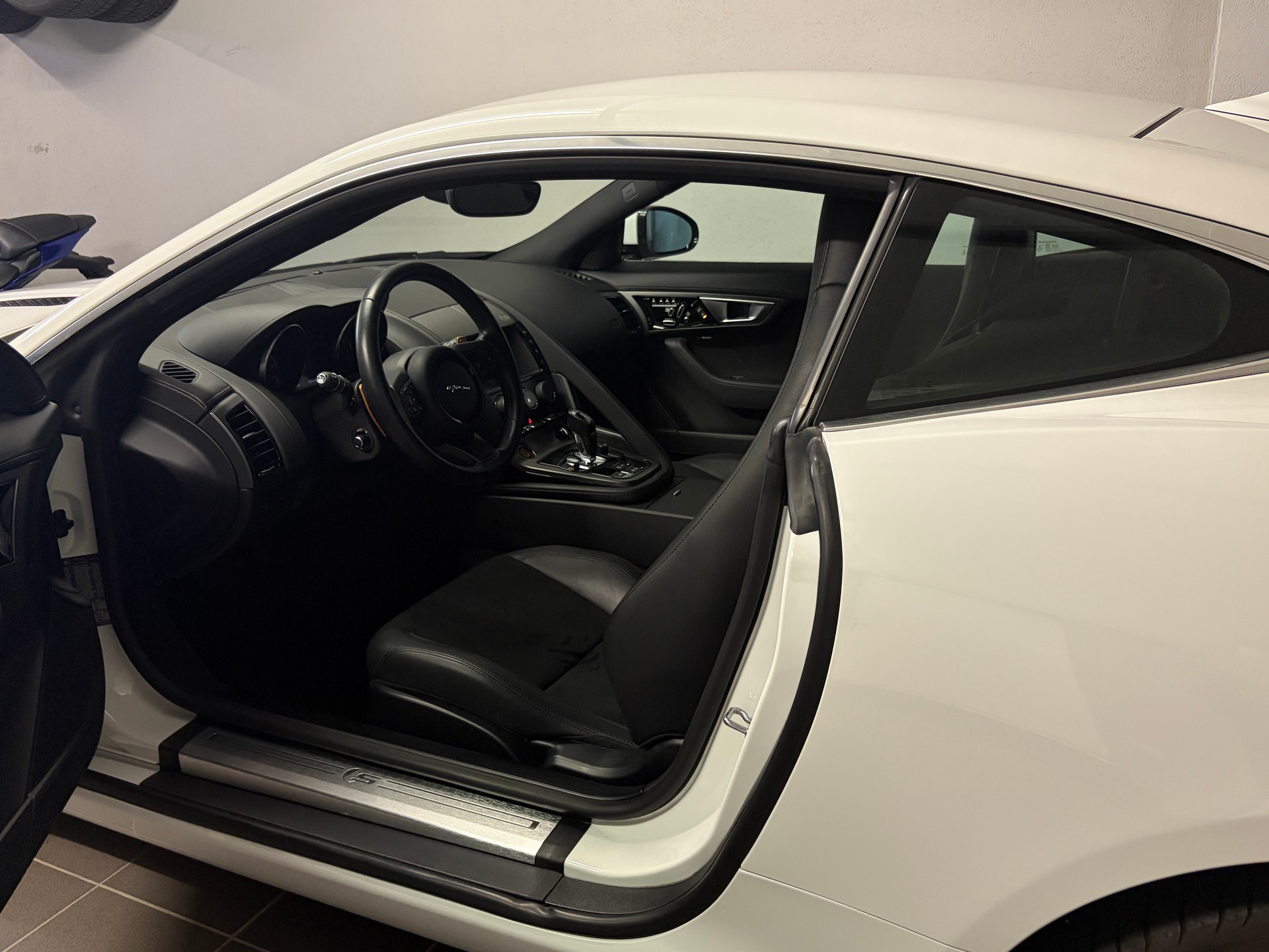 JAGUAR F-Type Coupé S 3.0 V6 S/C-image-8
