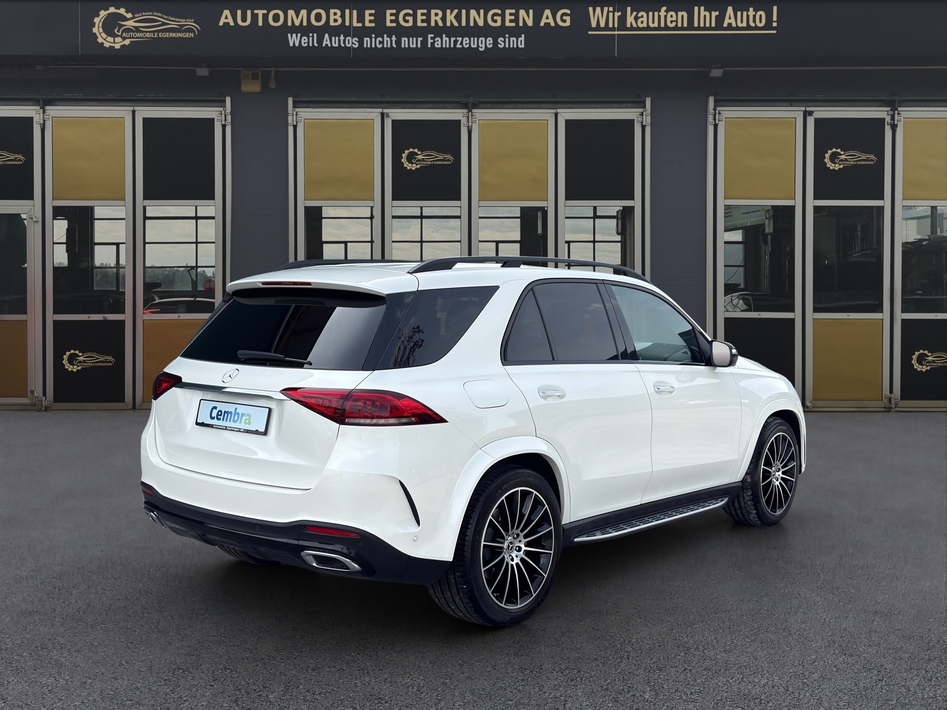 MERCEDES-BENZ GLE 300 d AMG Line 4matic-image-4