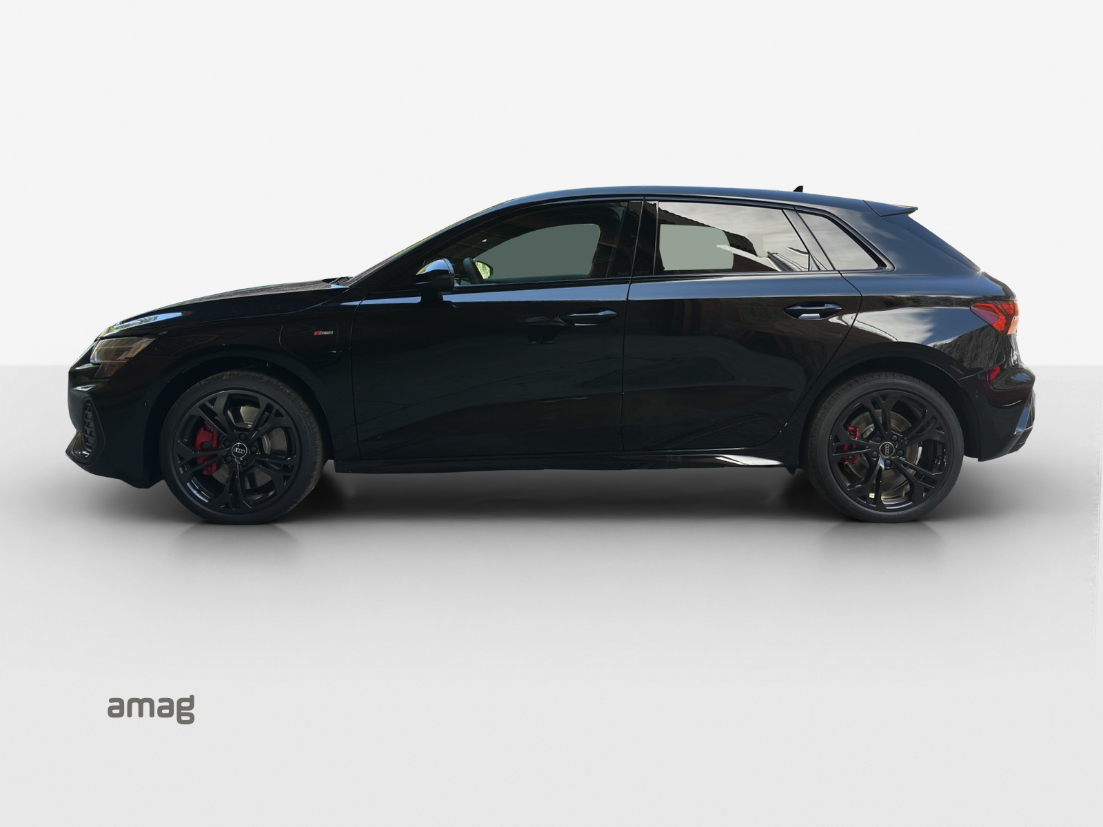 AUDI A3 Sportback TFSI e 200 kW S line S tronic-showroom-element-1