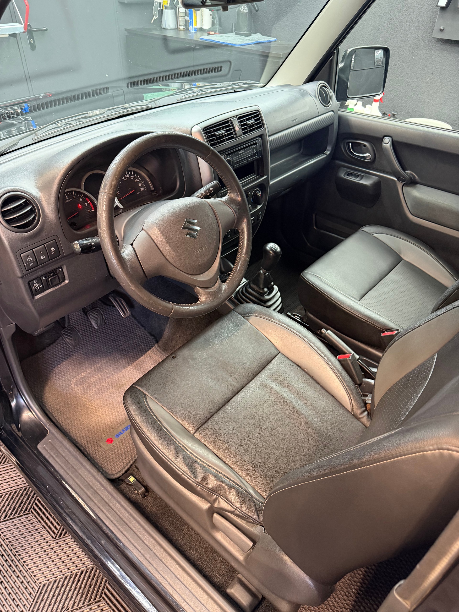 SUZUKI Jimny 1.3 16V Compact+-image-5