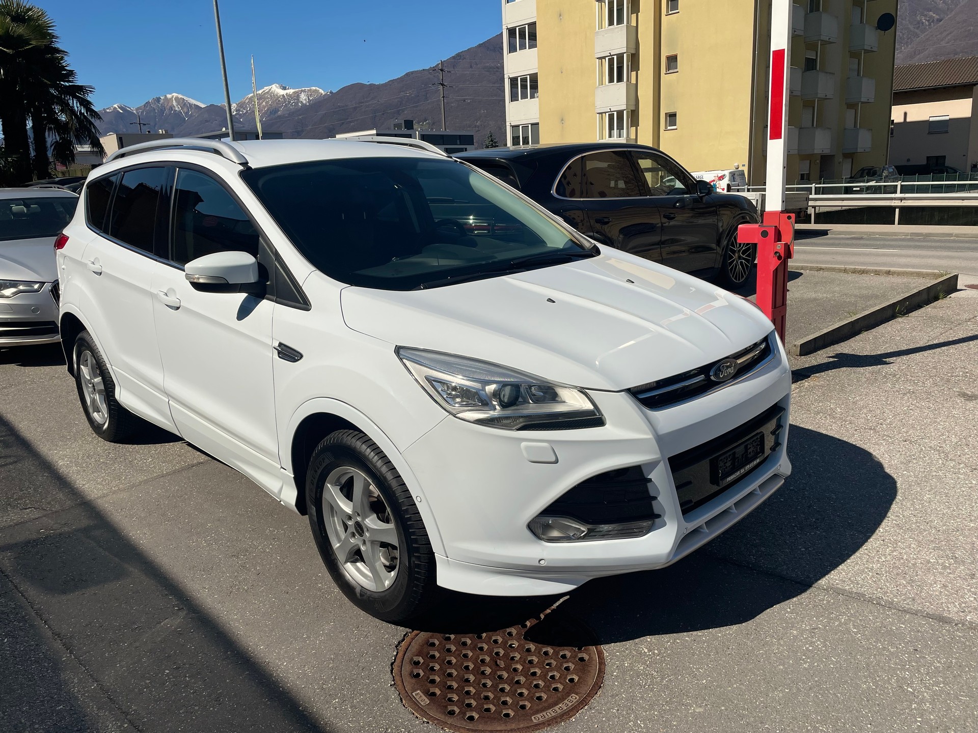 FORD Kuga 2.0 TDCi Carving 4WD PowerShift-image-12
