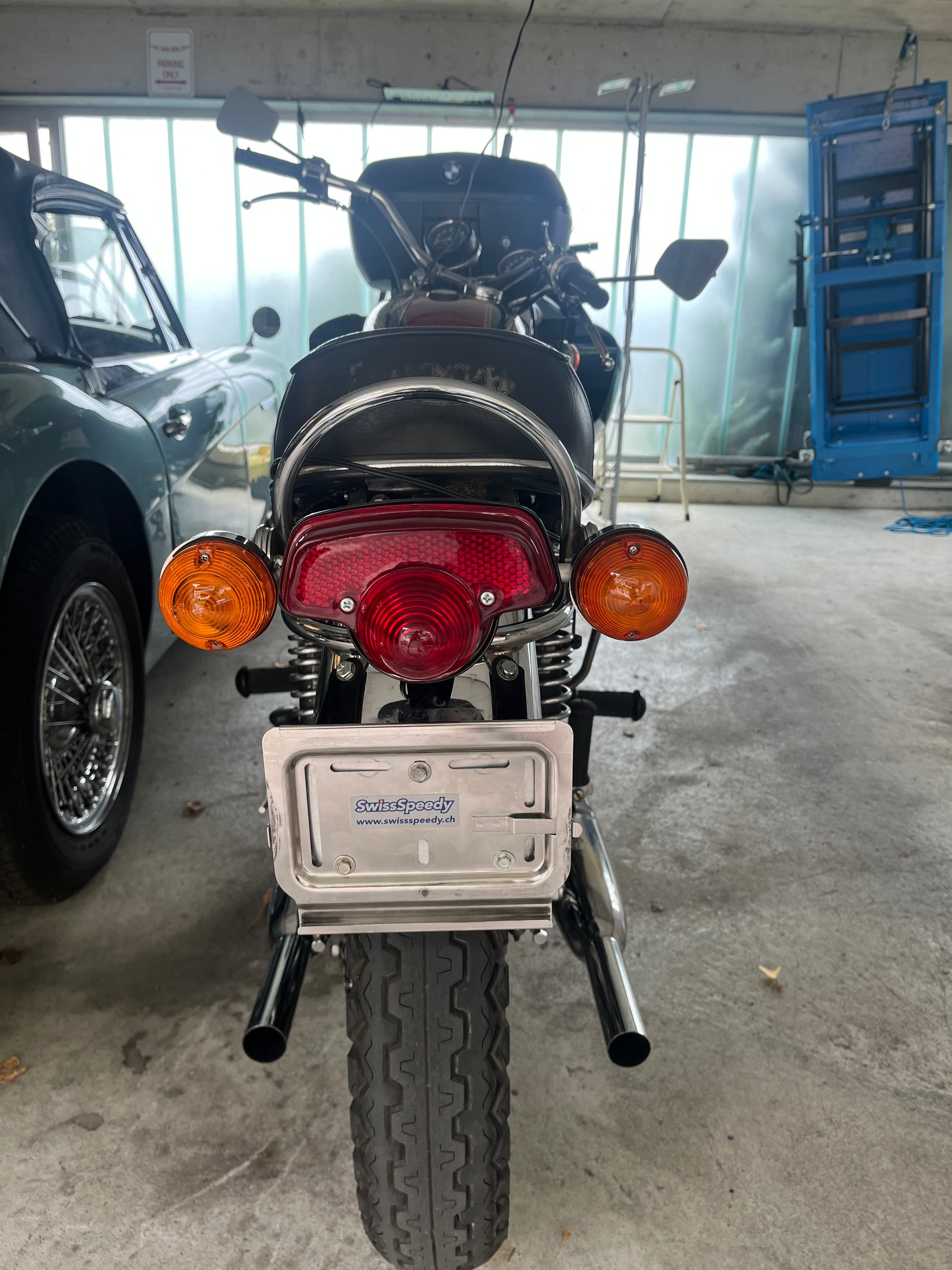 TRIUMPH T120 RV-image-1