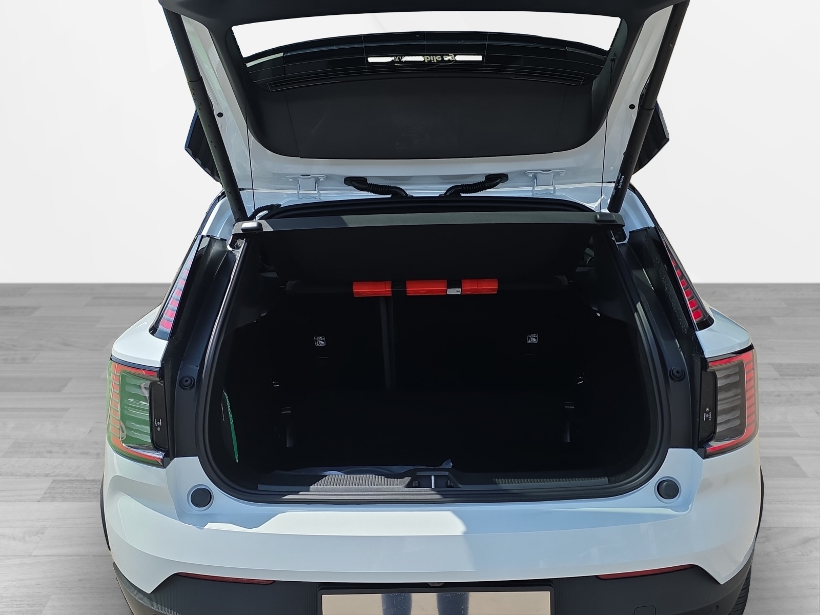VOLVO EX 30 P8 Ultra AWD-image-14