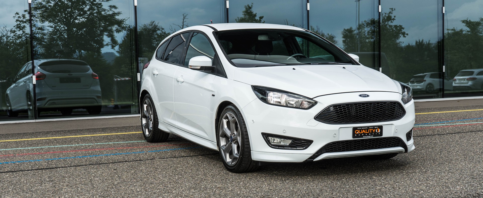 FORD Focus 1.5 SCTi ST Line Automatic-showroom-element-2