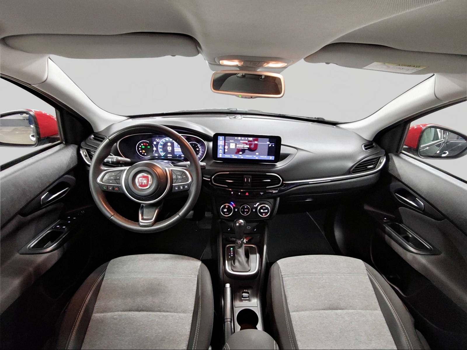 FIAT Tipo Hybrid 1.5 Cross-image-5
