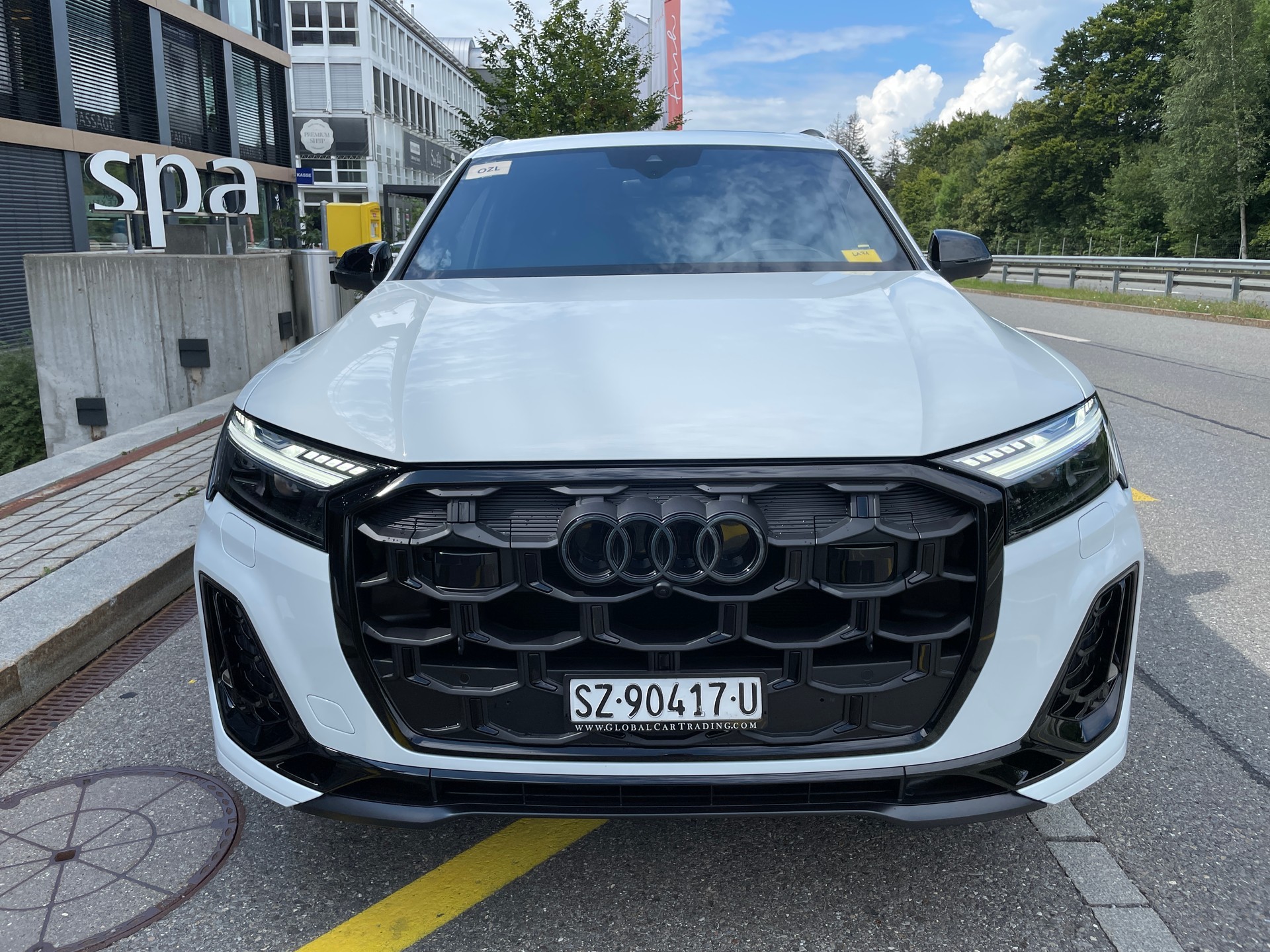 AUDI SQ7 TFSI quattro tiptronic-showroom-element-1