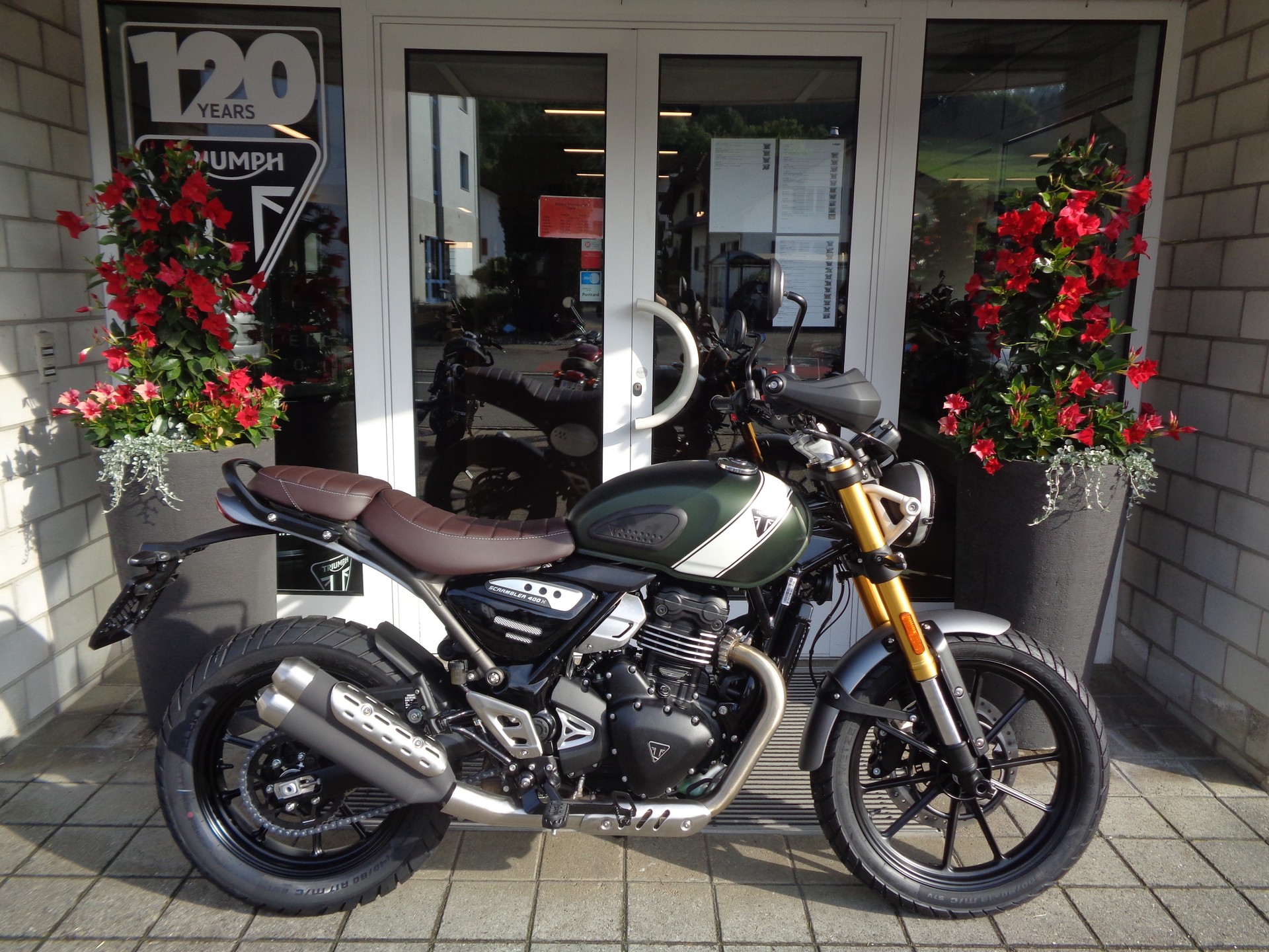 TRIUMPH Scrambler 400 X-image-1