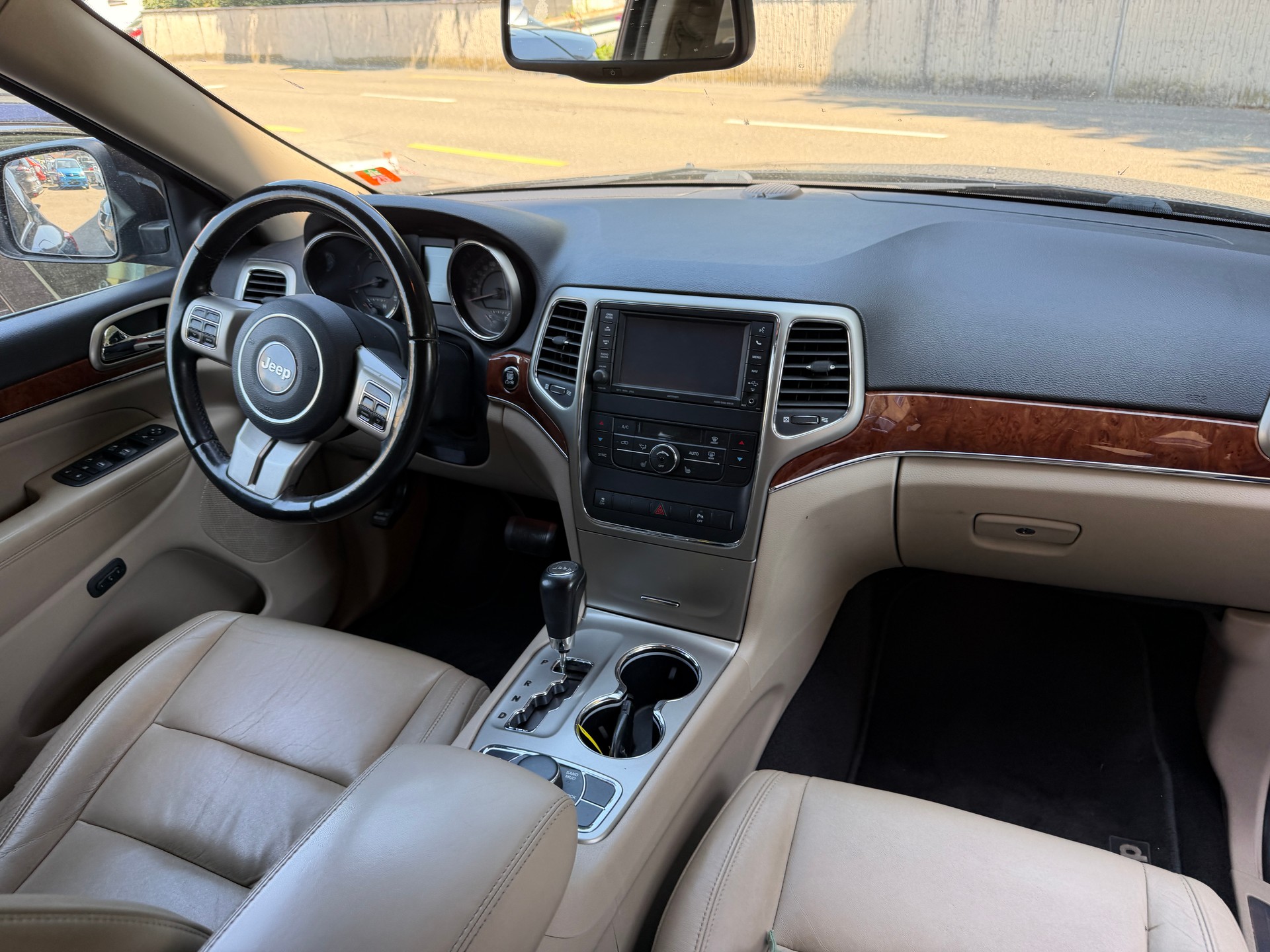 JEEP Grand Cherokee 3.0 CRD Limited Automatic-image-10