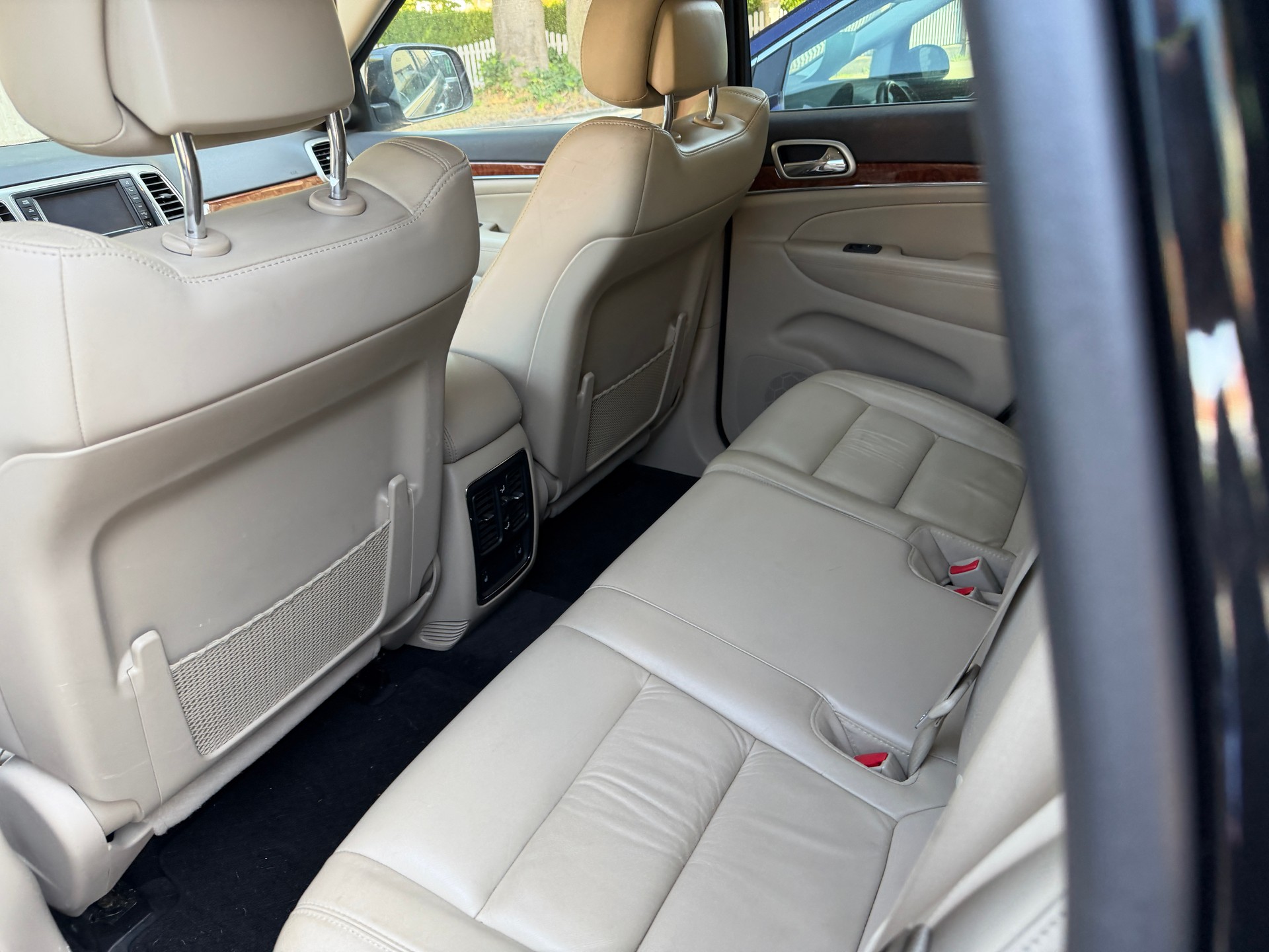 JEEP Grand Cherokee 3.0 CRD Limited Automatic-image-8