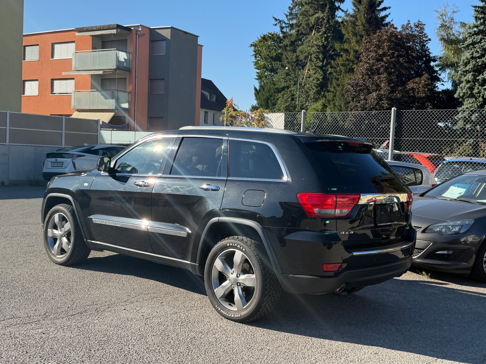 JEEP Grand Cherokee 3.0 CRD Limited Automatic-image-12
