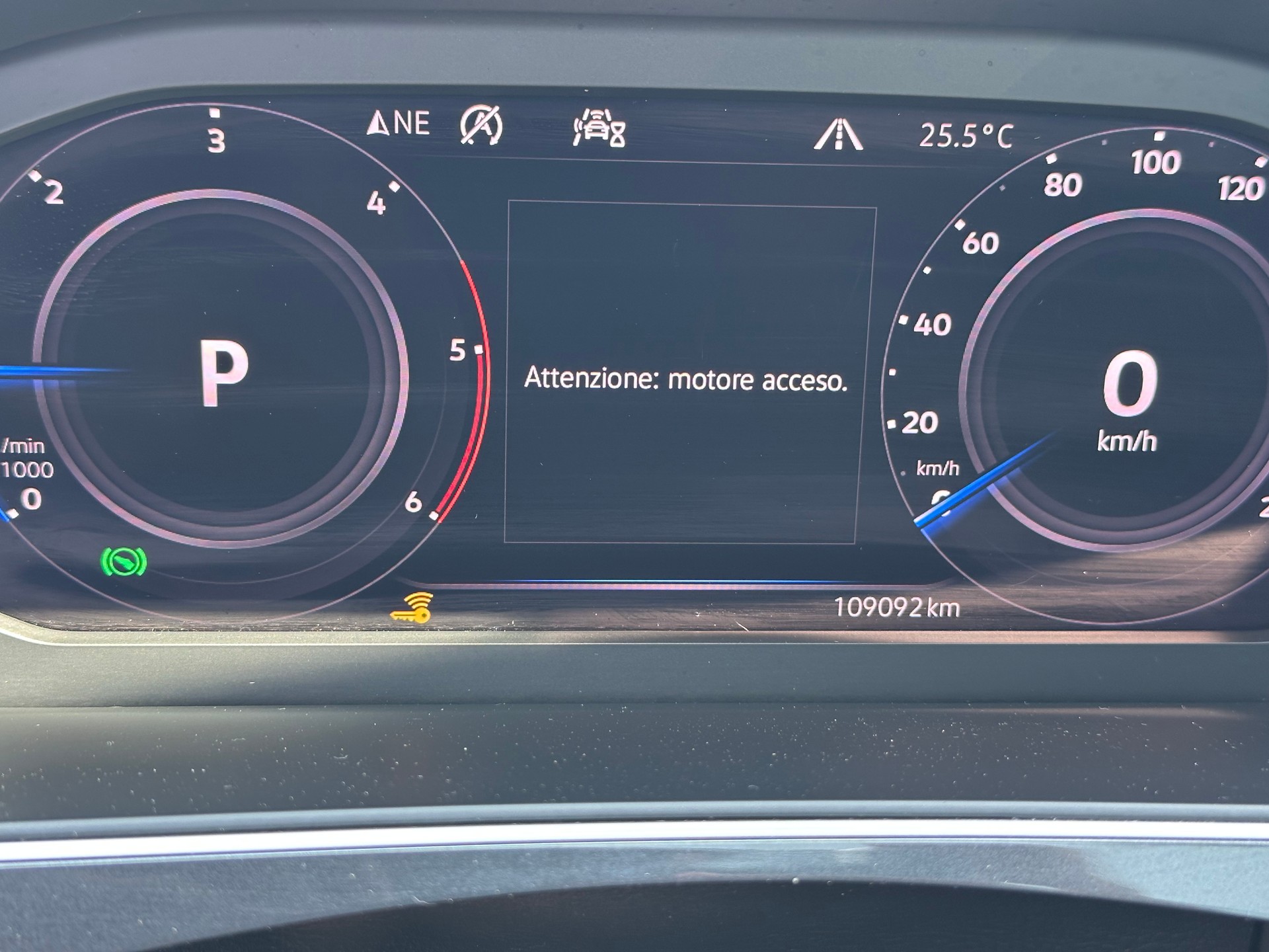 VW Tiguan 2.0 TDI SCR Highline 4Motion DSG-image-11