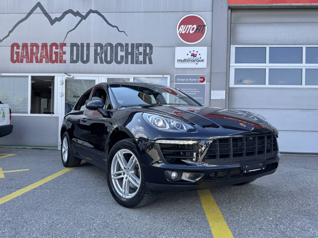 PORSCHE Macan 2.0