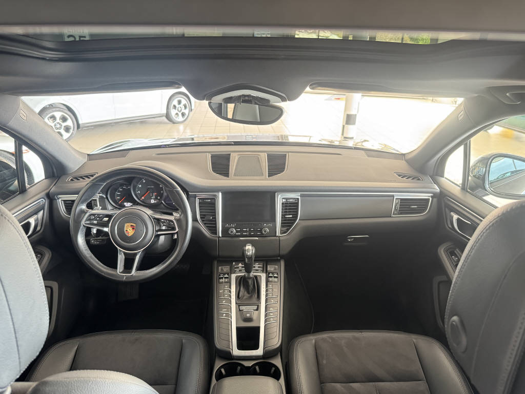 PORSCHE Macan 2.0-image-9