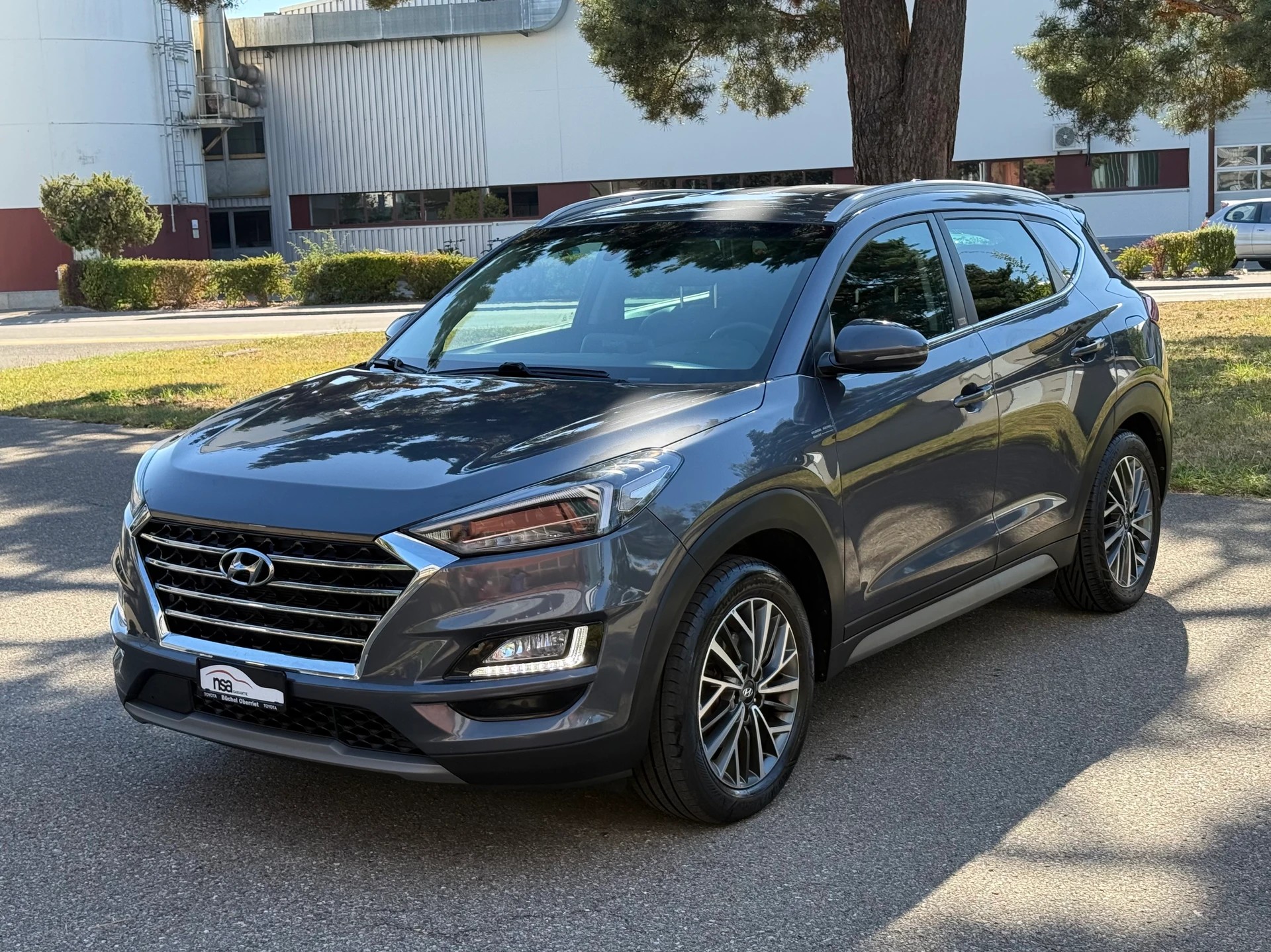 HYUNDAI Tucson 1.6 TGDI Amplia 4WD DCT-image-2
