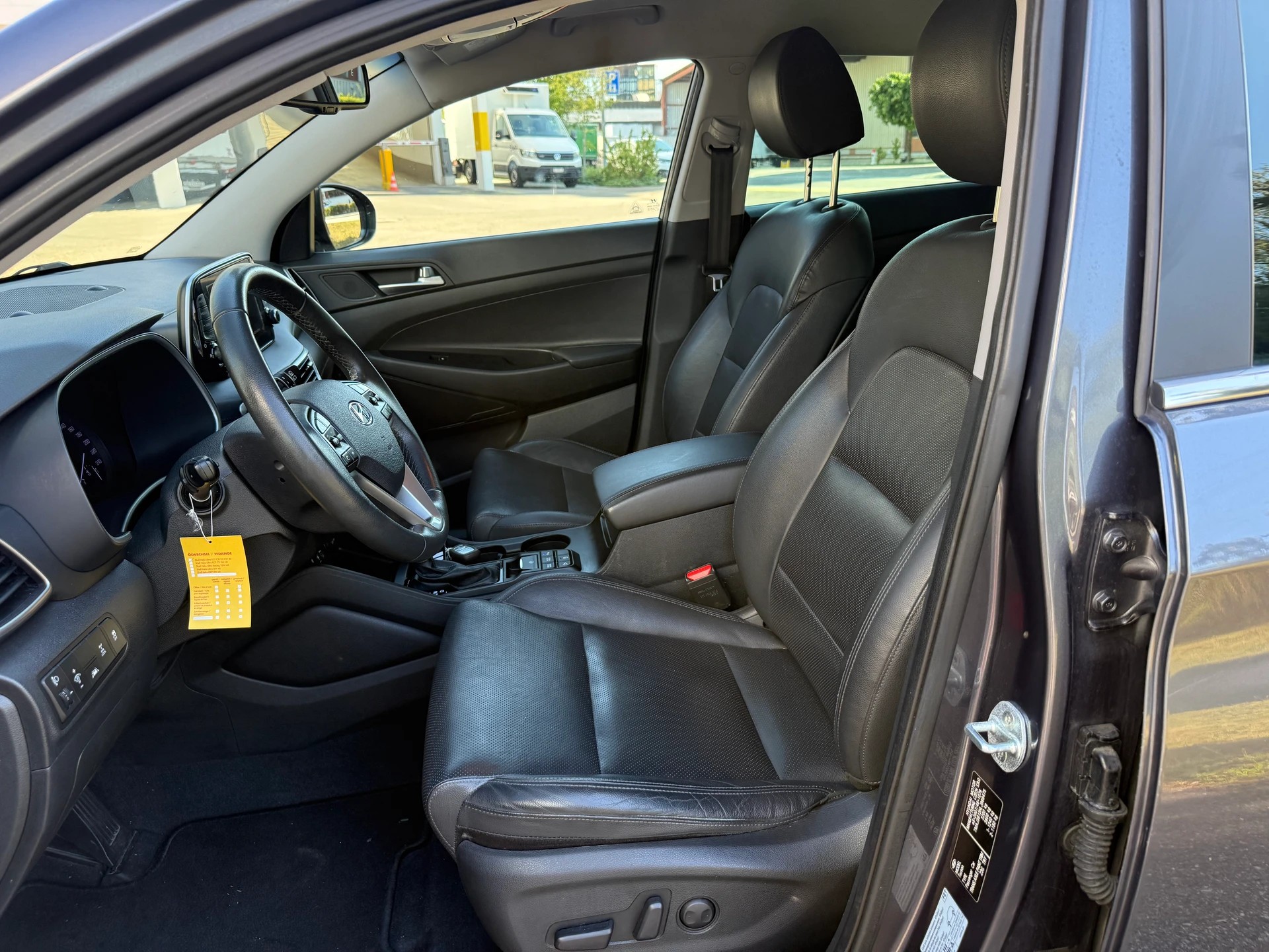 HYUNDAI Tucson 1.6 TGDI Amplia 4WD DCT-image-6
