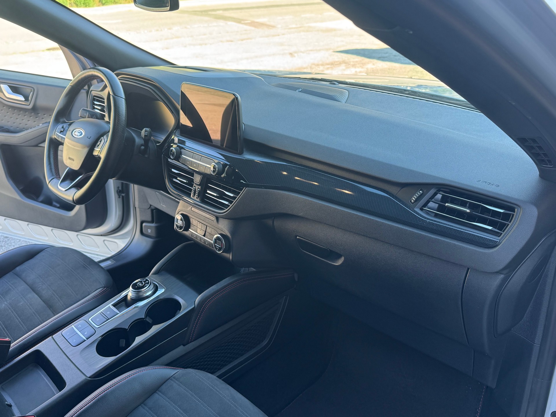 FORD Kuga 2.0 TDCi EcoBlue ST-Line 4WD Automat-image-8