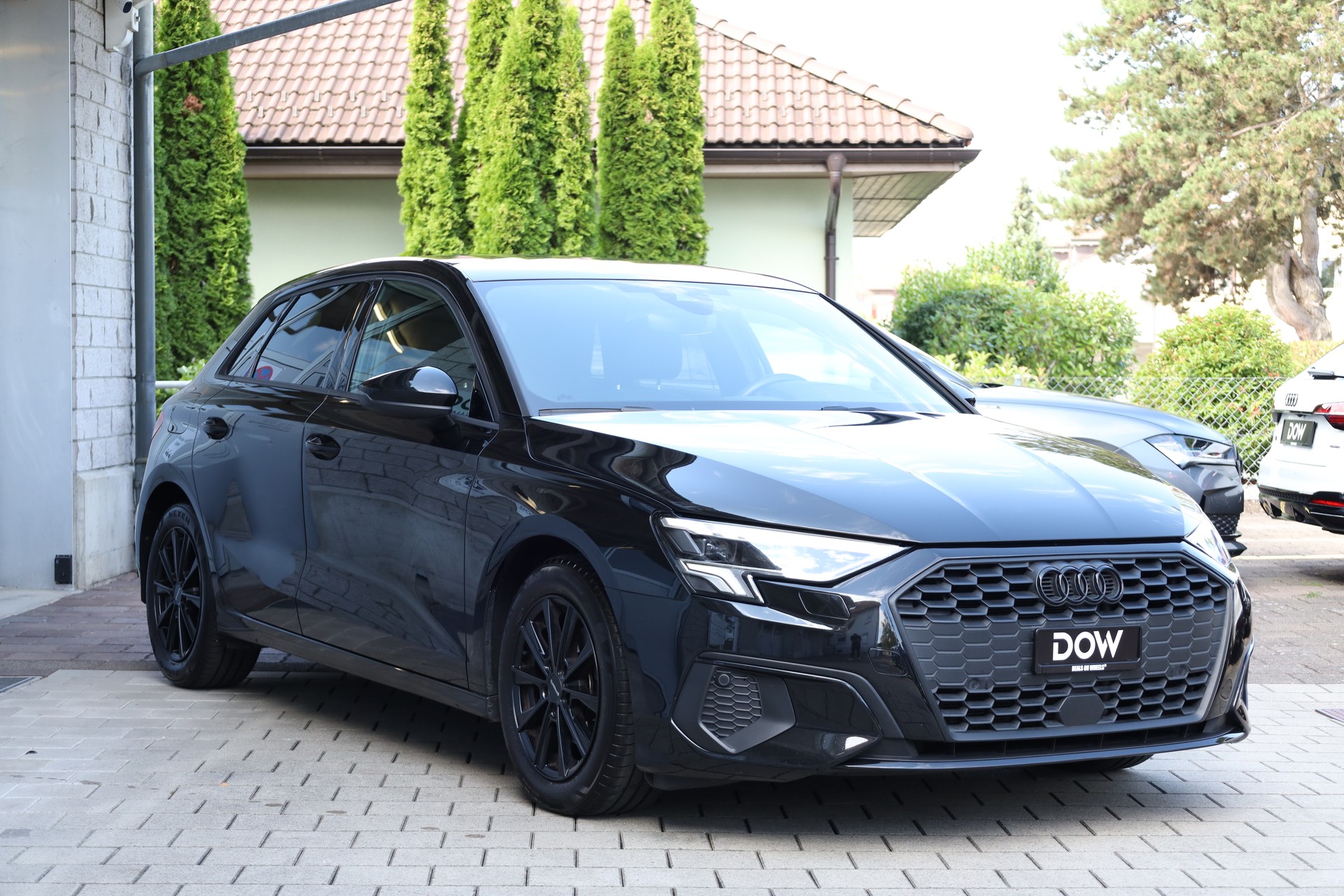 AUDI A3 Sportback 35 TFSI S-tronic-showroom-element-1