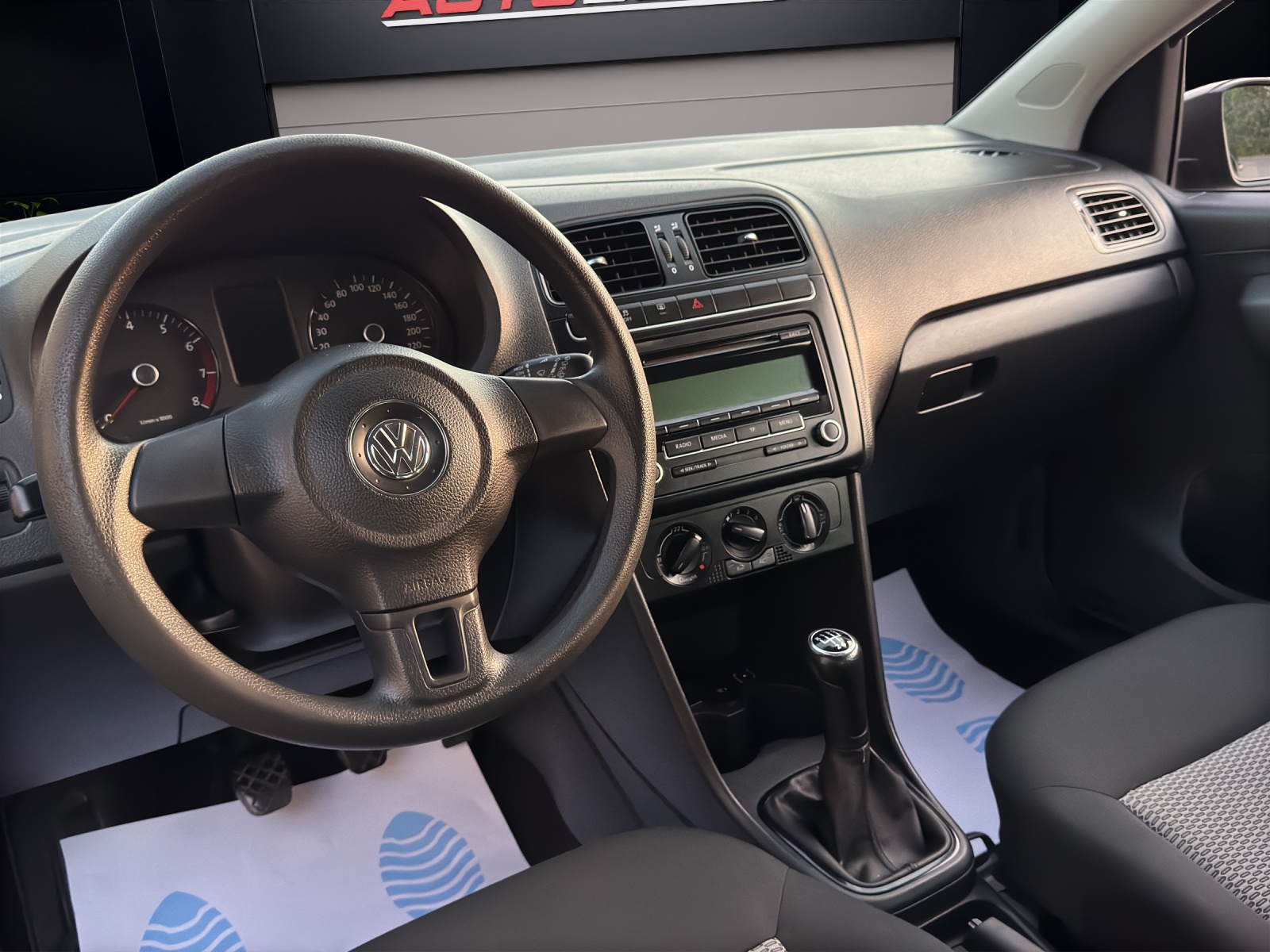 VW Polo 1.4 16V Highline Frisch ab MFK, frisch ab Service. Zahnriemen und Wasserpumpe ersetzt.-image-7