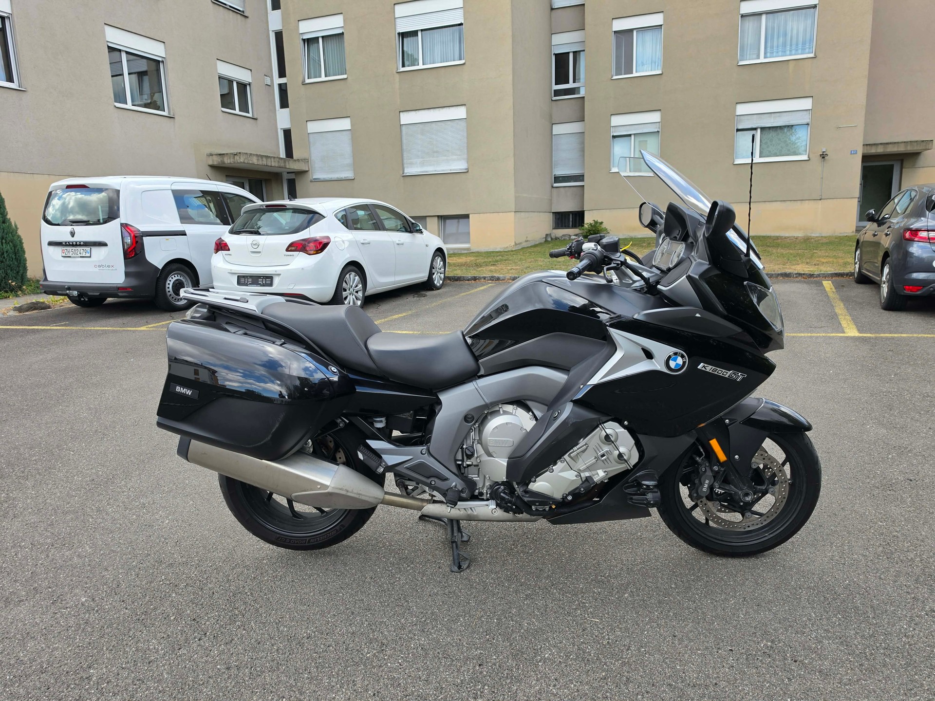 BMW K 1600 GT-image-2