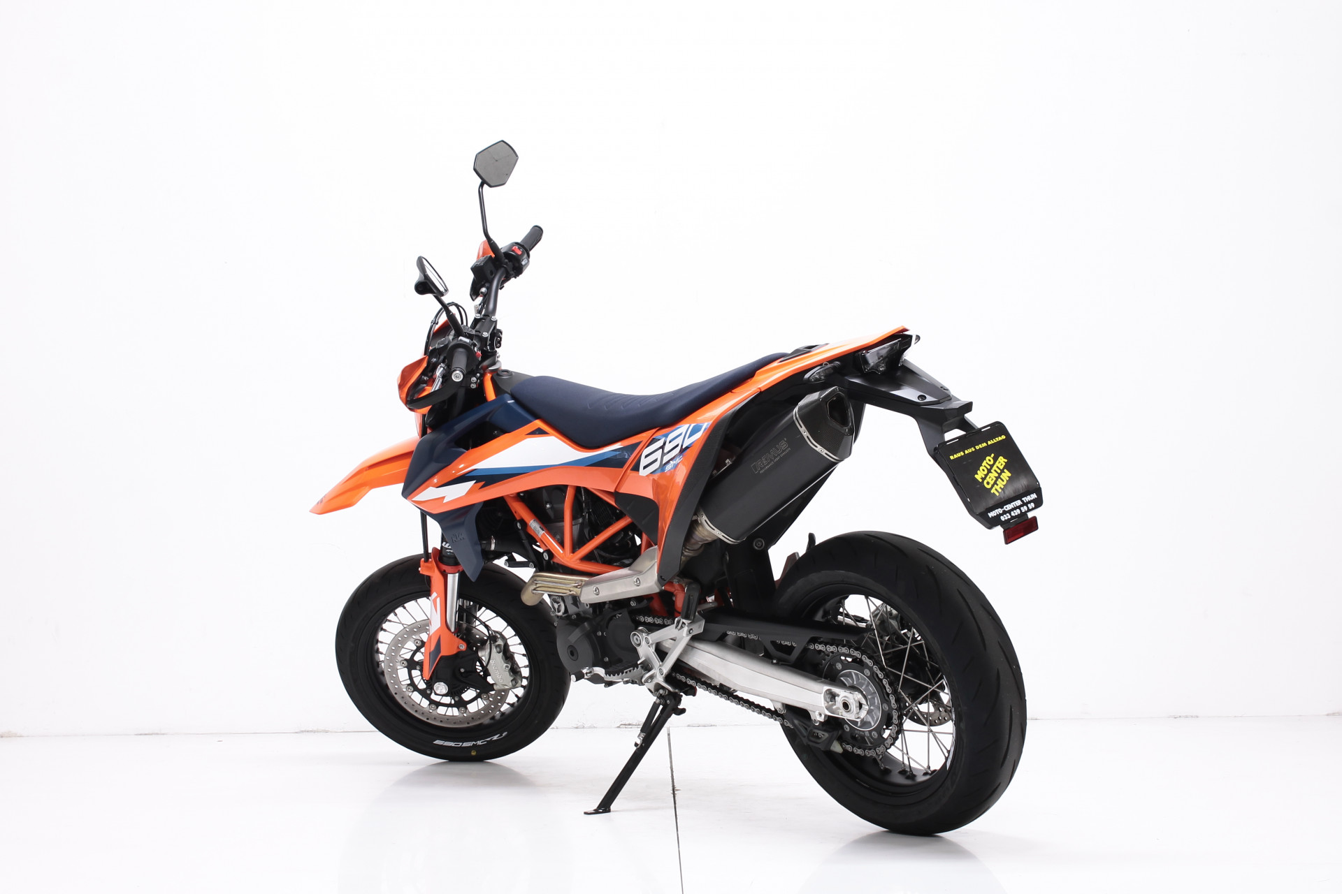 KTM 690 SMC R Supermoto-image-5