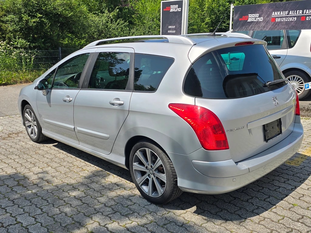 PEUGEOT 308 SW 1.6 16V Turbo Sport Pack Automatic-image-4