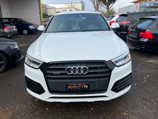 AUDI Q3 2.0 TDI design quattro S-tronic-showroom-element-2