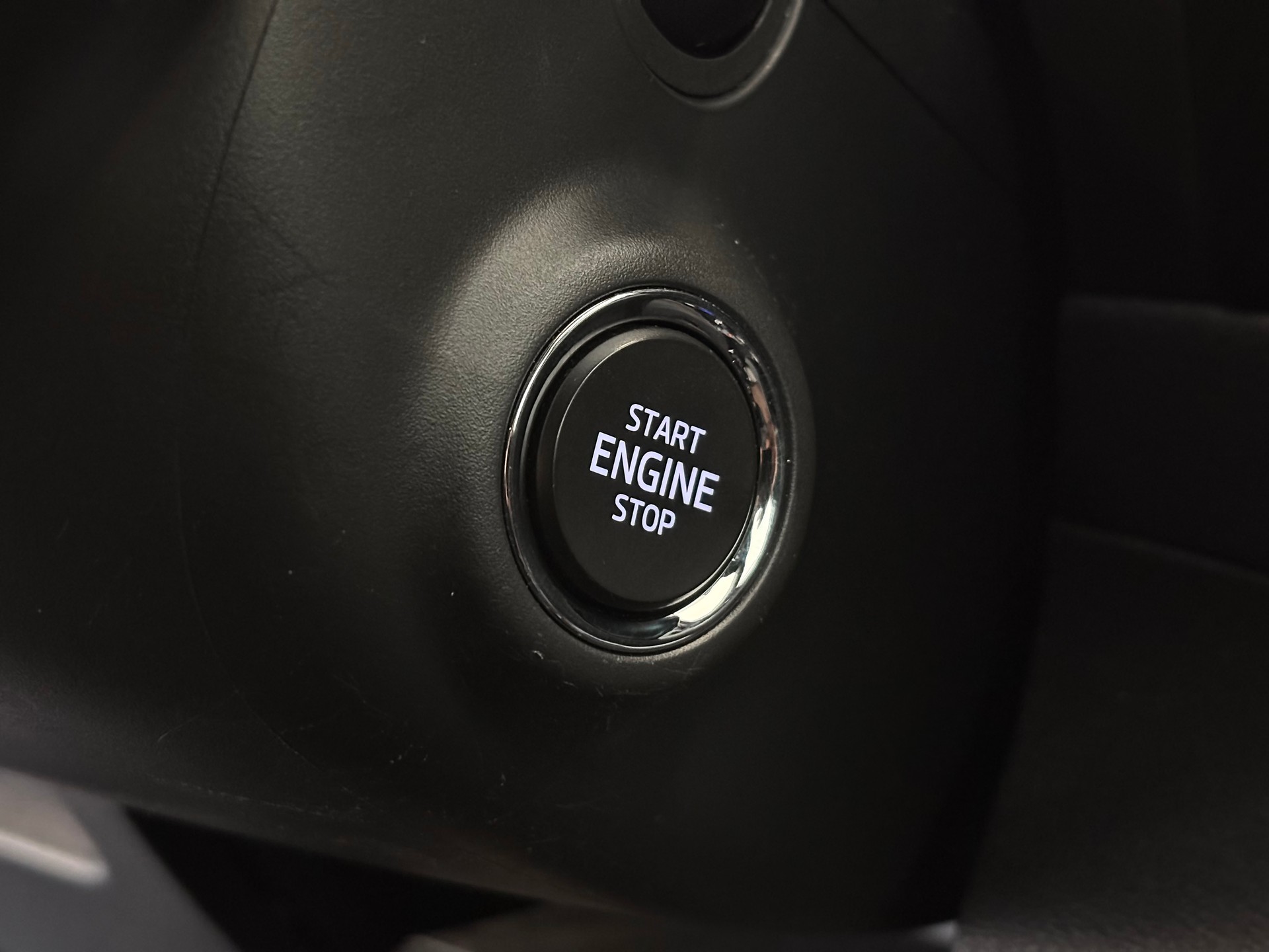 SKODA Kodiaq 2.0 TSI 4x4 SportLine AHK-2200 KG-image-25