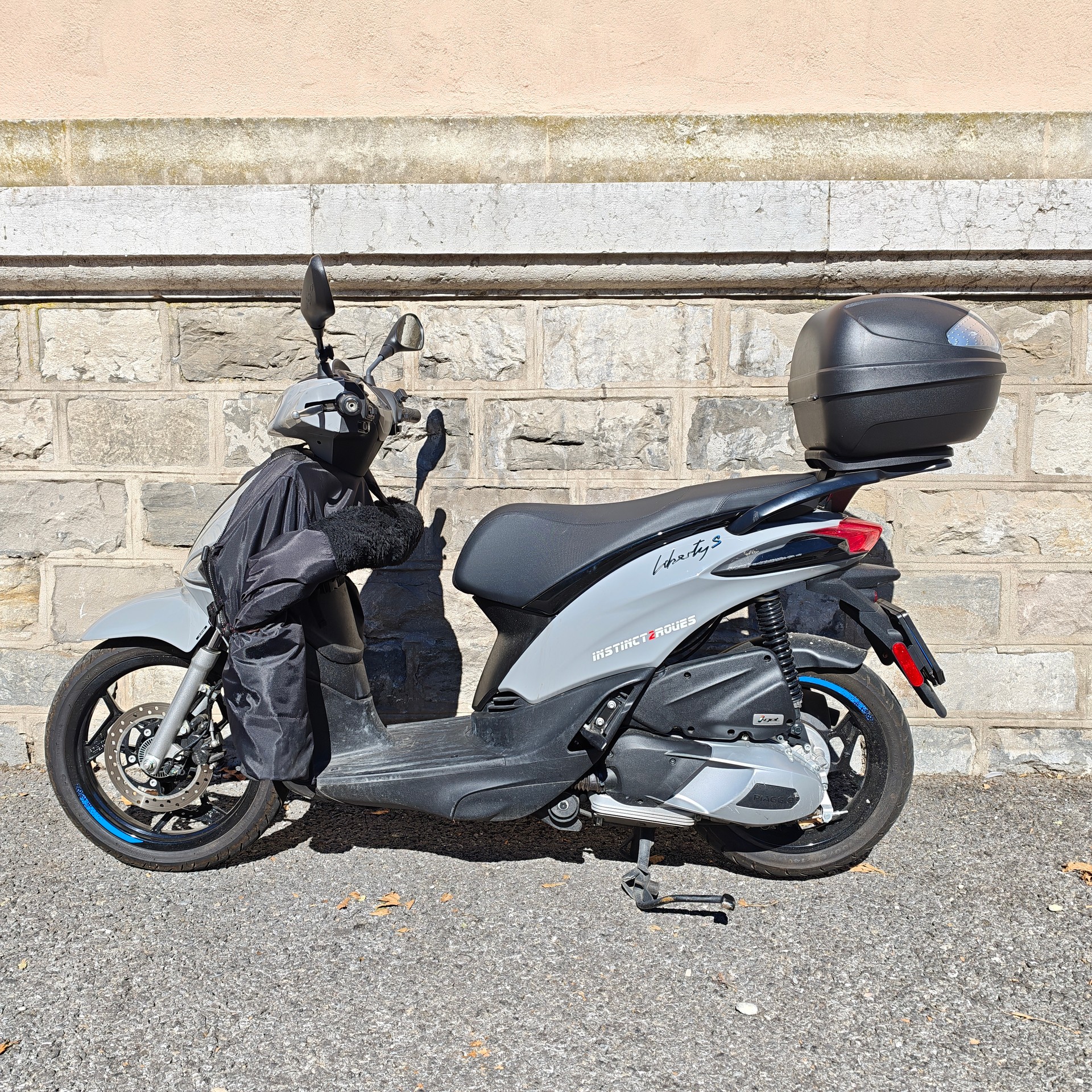 PIAGGIO Liberty 125 Sport E5+-image-2