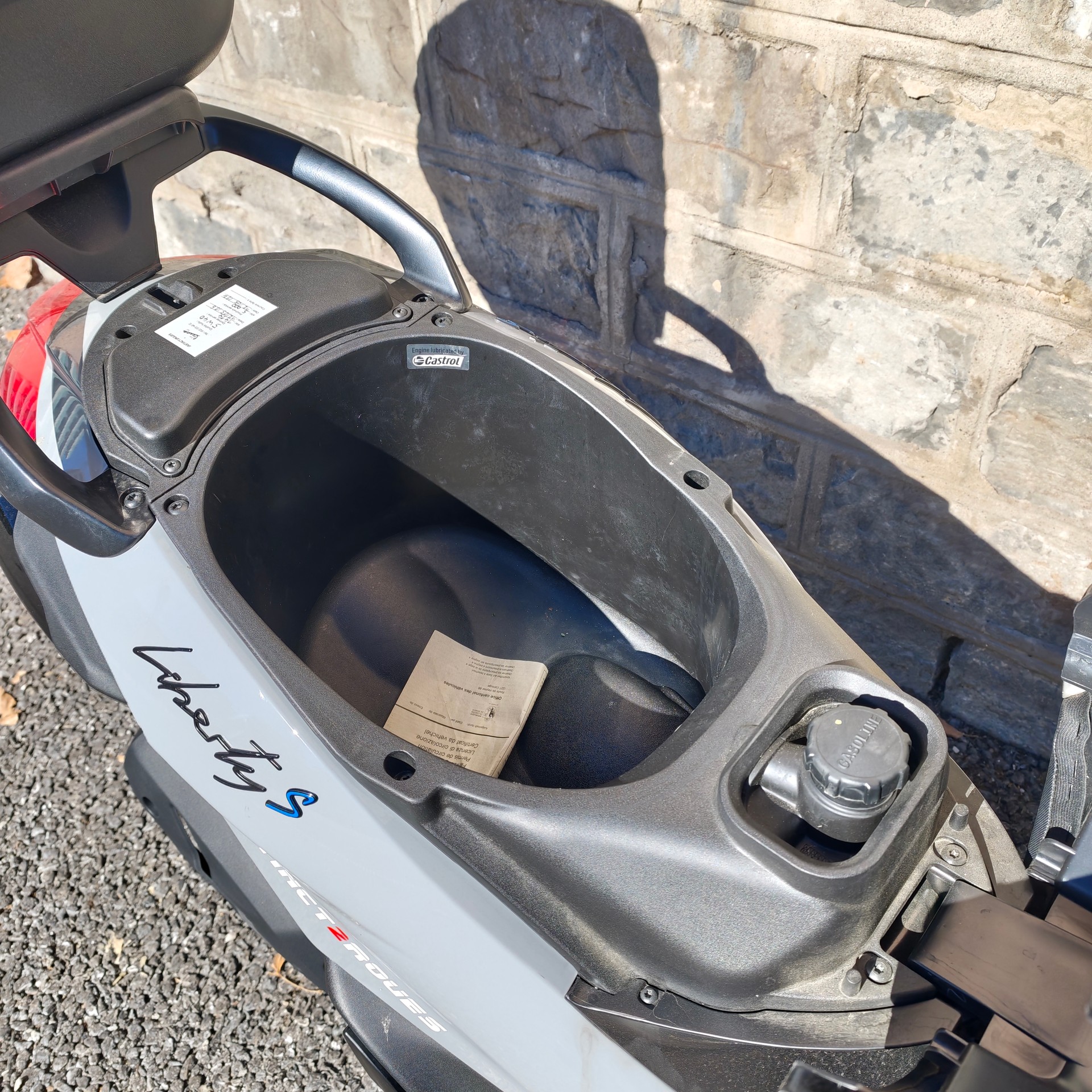 PIAGGIO Liberty 125 Sport E5+-image-8