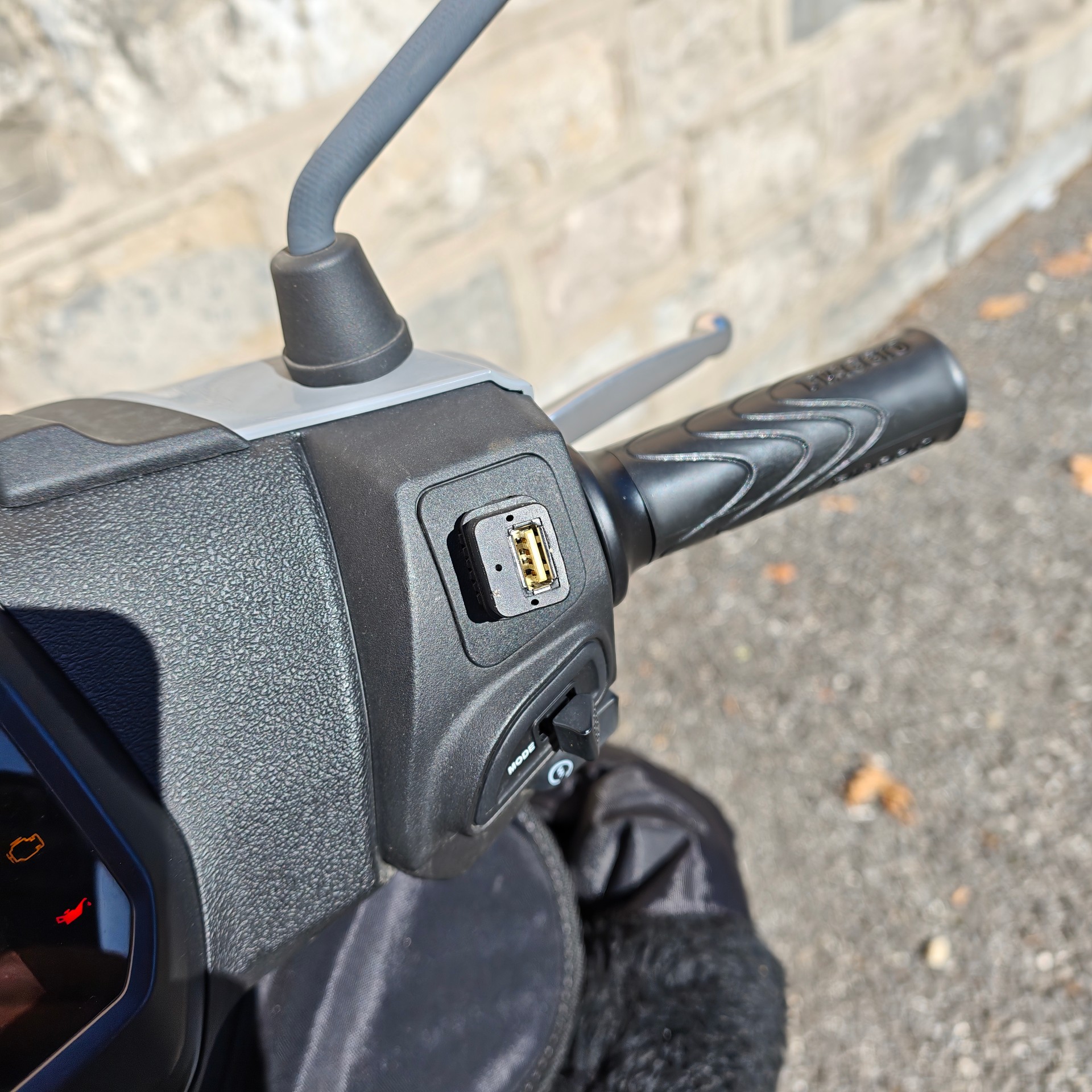 PIAGGIO Liberty 125 Sport E5+-image-5