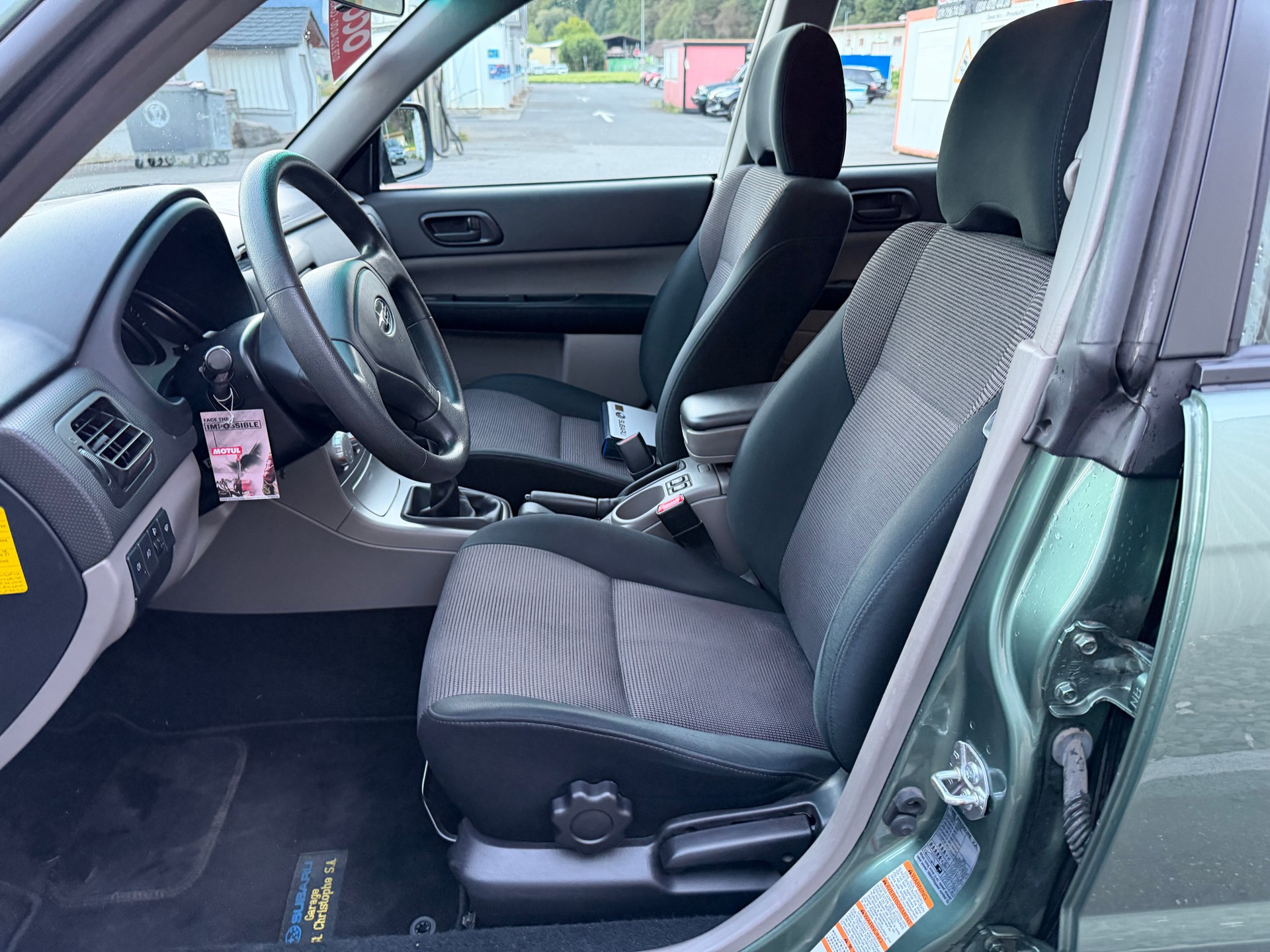 SUBARU Forester 2.0X (Swiss)-image-18