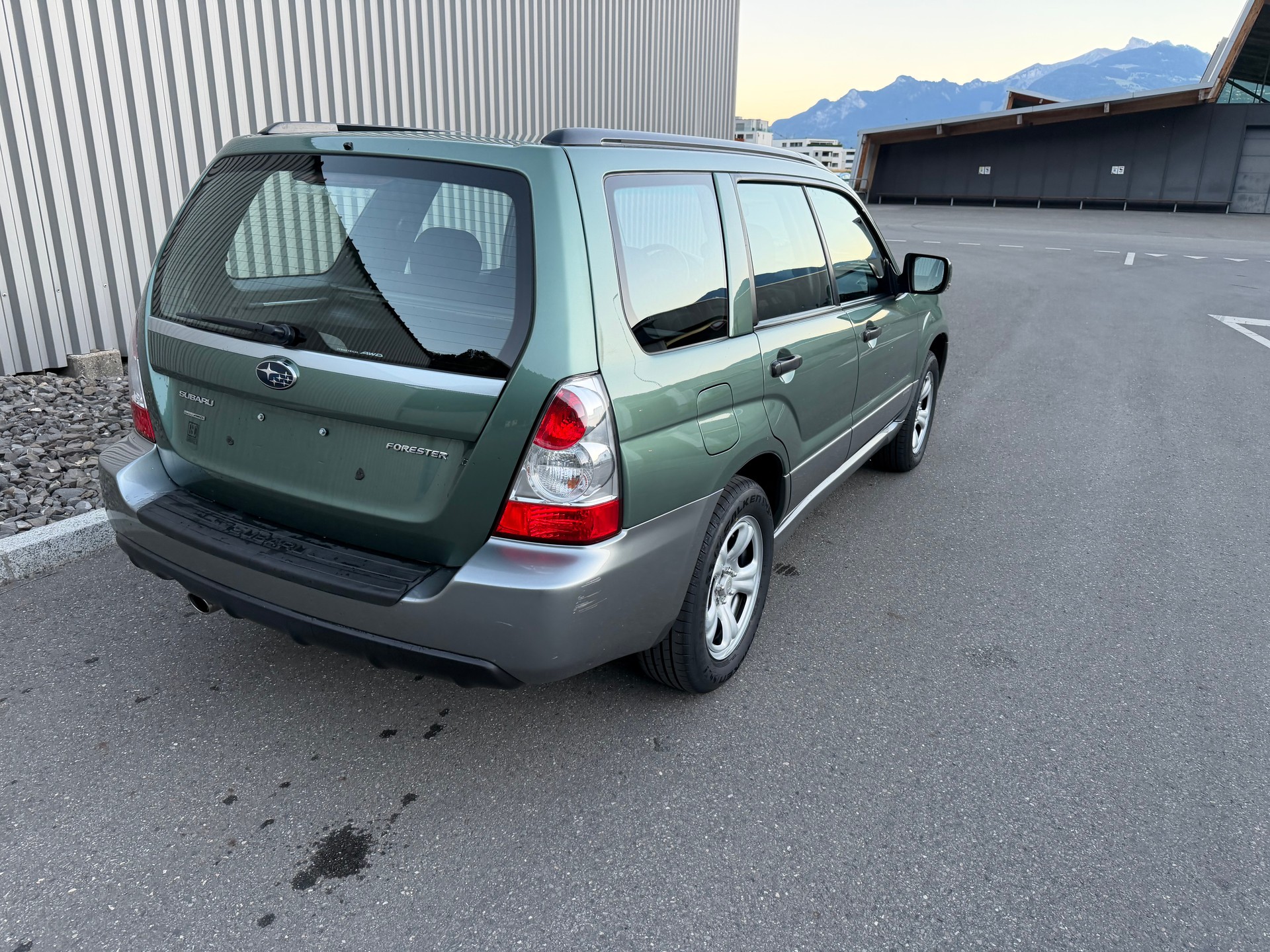 SUBARU Forester 2.0X (Swiss)-image-5