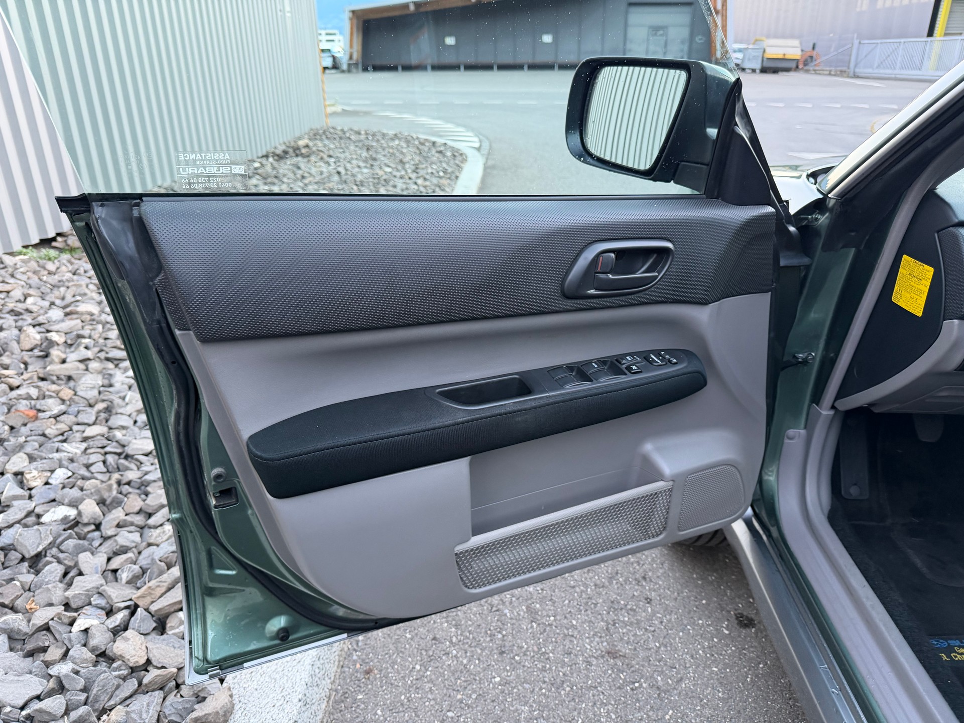 SUBARU Forester 2.0X (Swiss)-image-13