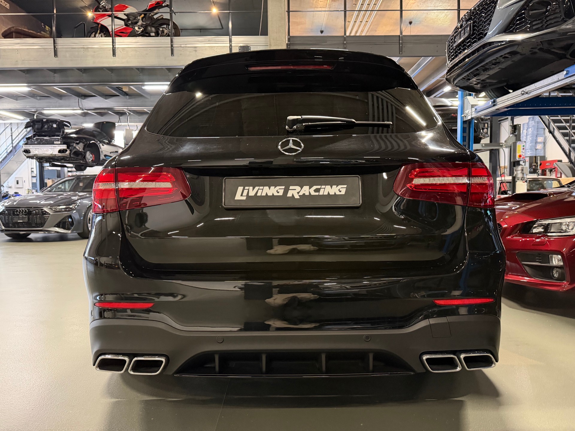MERCEDES-BENZ GLC 63 S AMG 4Matic+ *NON OPF-CH VHC*-showroom-element-3