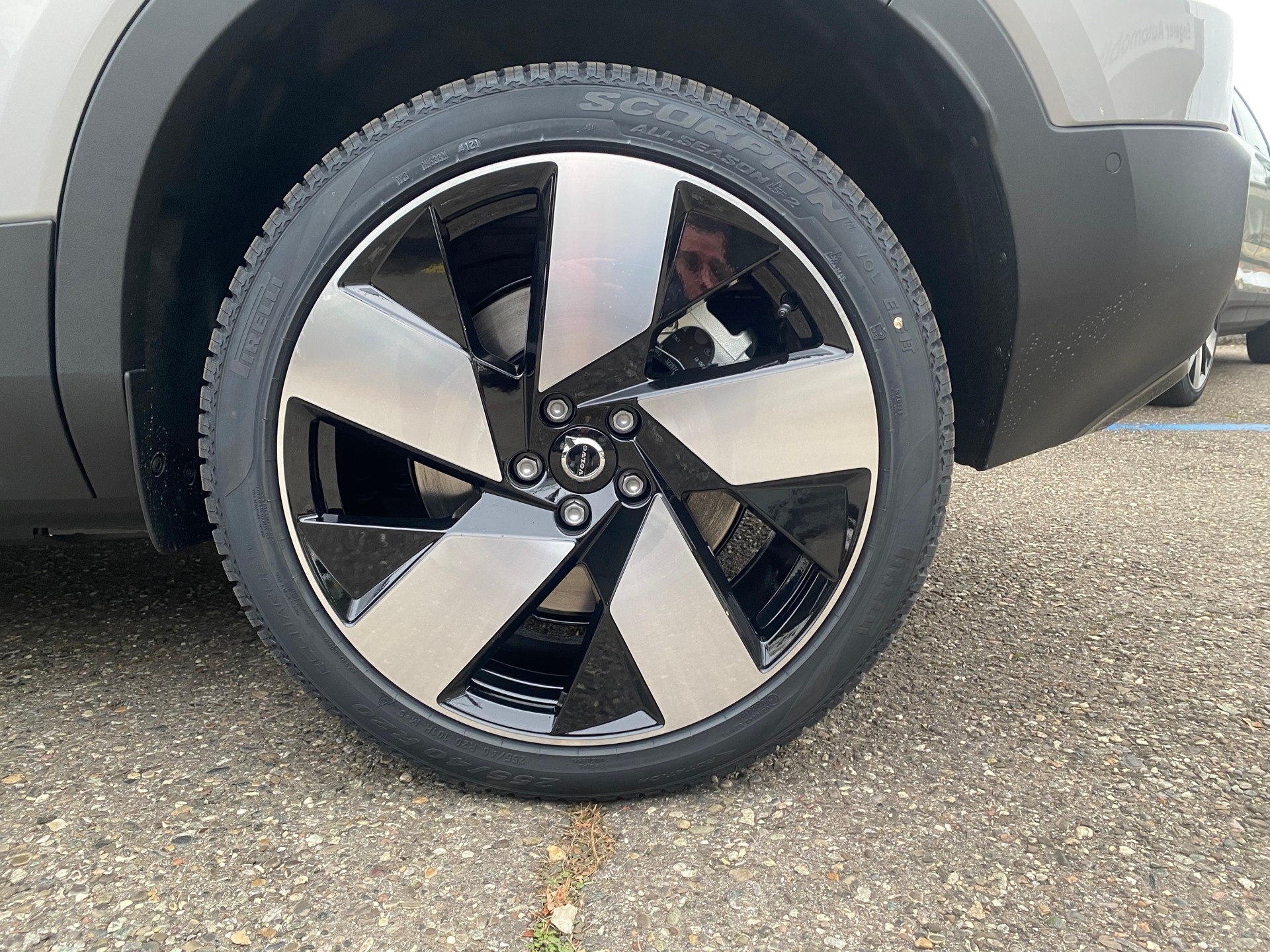 VOLVO C40 P8 Twin Recharge Ultimate AWD-image-5
