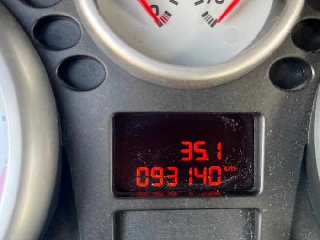 PEUGEOT 207 1.4 16V Sport-image-9
