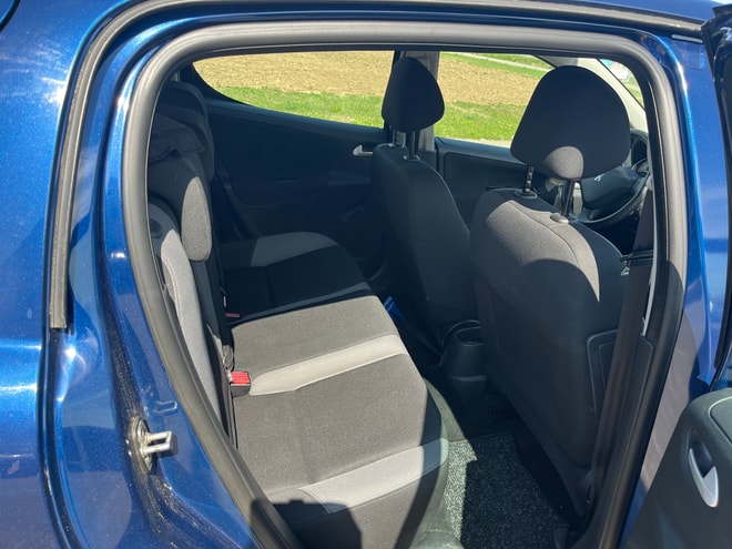 PEUGEOT 207 1.4 16V Sport-image-11