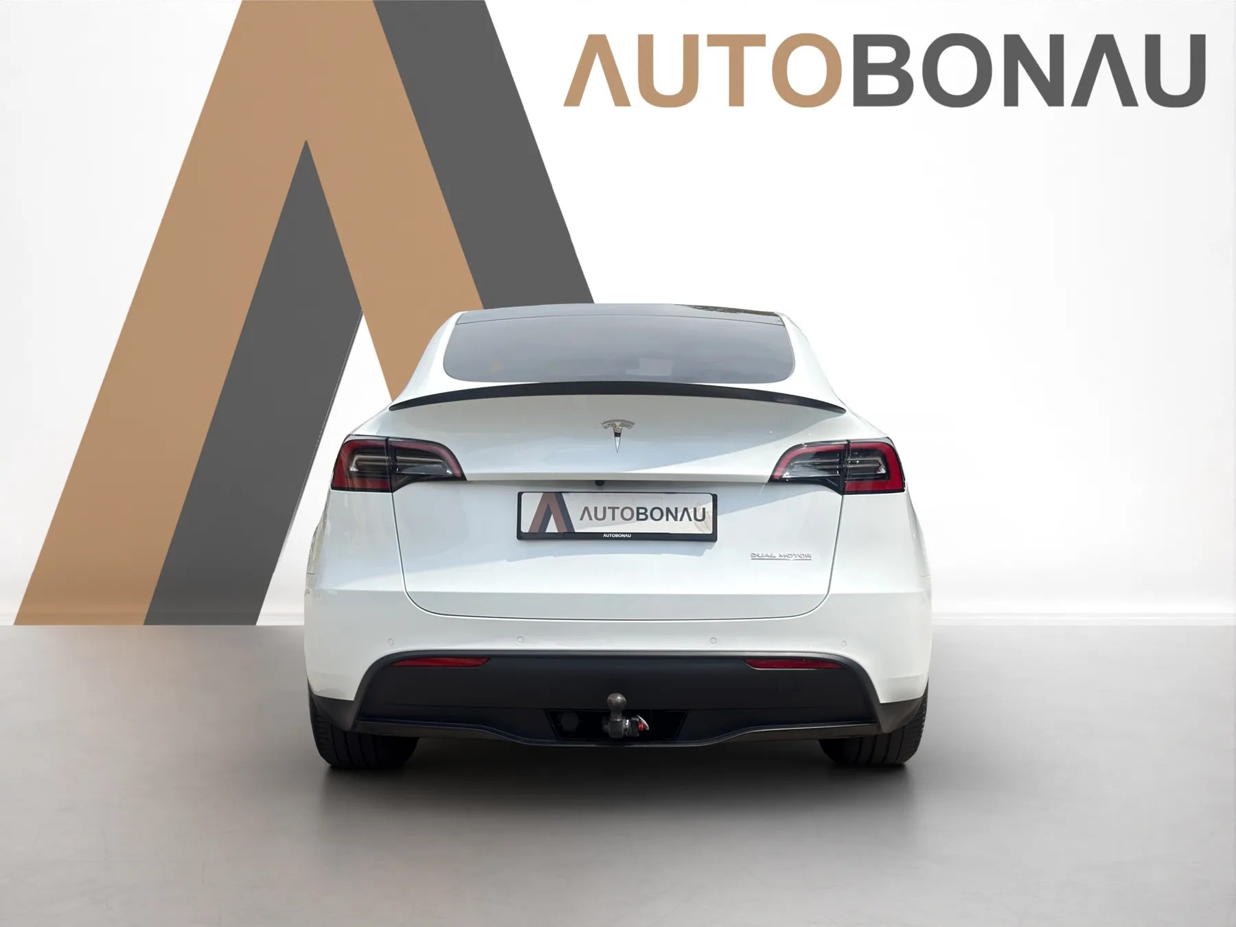 TESLA Model Y Performance D SOH 95.1%-showroom-element-3