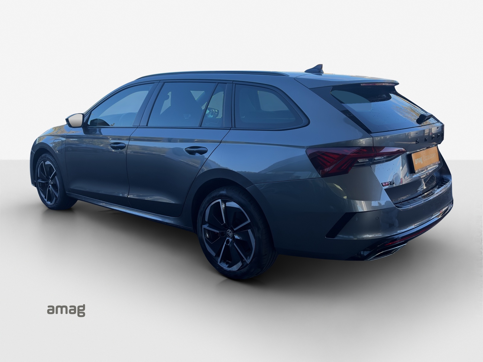 SKODA Octavia Combi 1.4 TSI PHEV DSG RS-showroom-element-2
