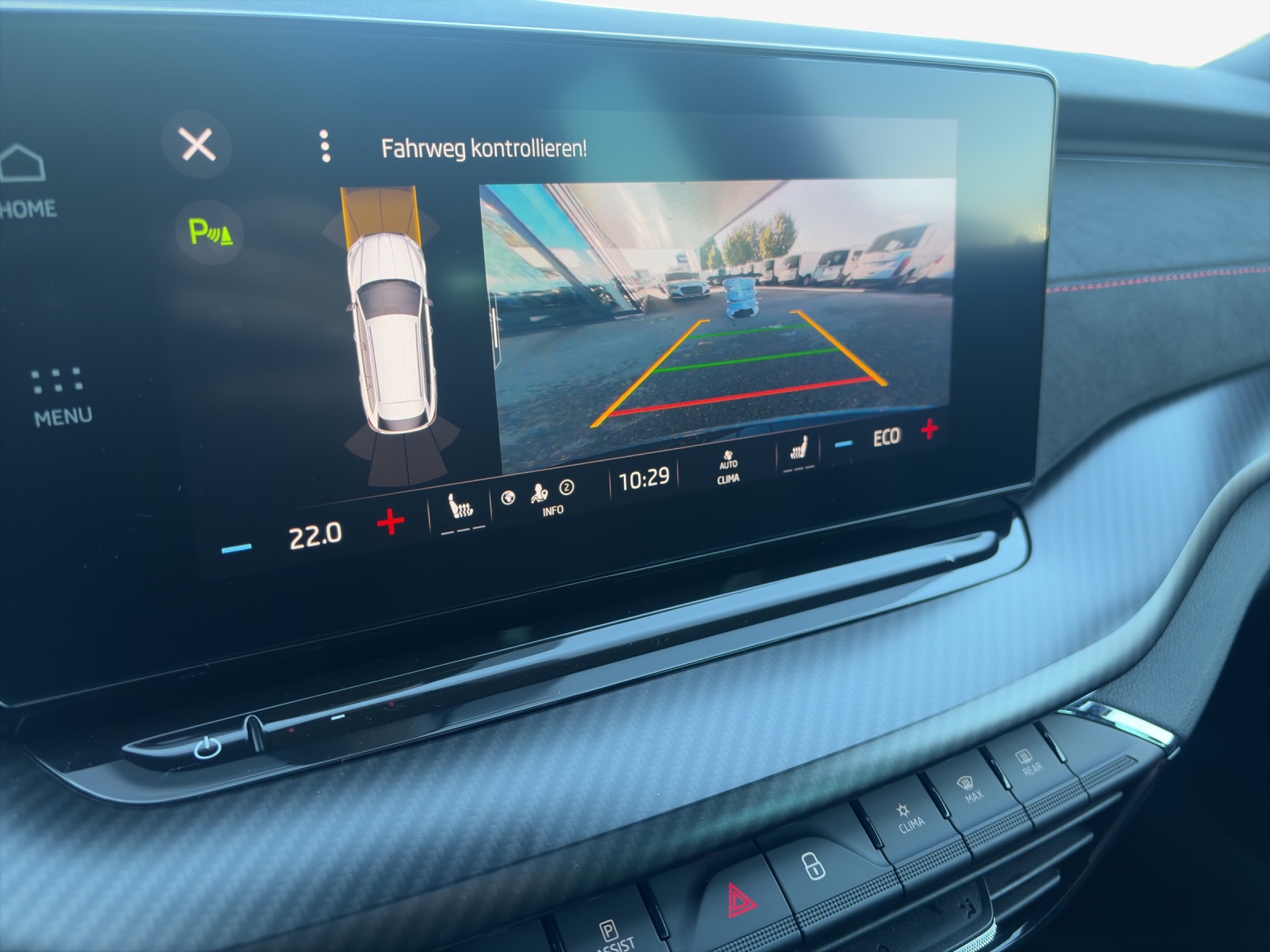 SKODA Octavia Combi 1.4 TSI PHEV DSG RS-image-15