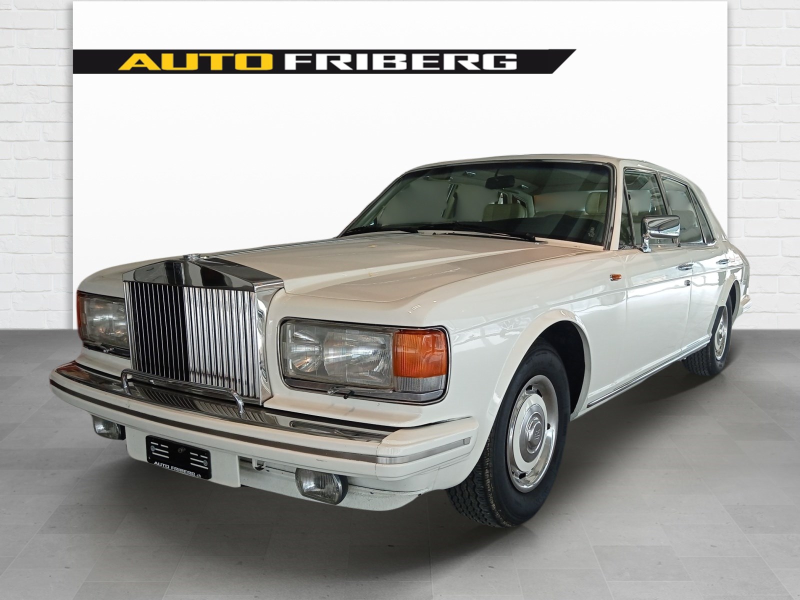 ROLLS-ROYCE Silver Spirit