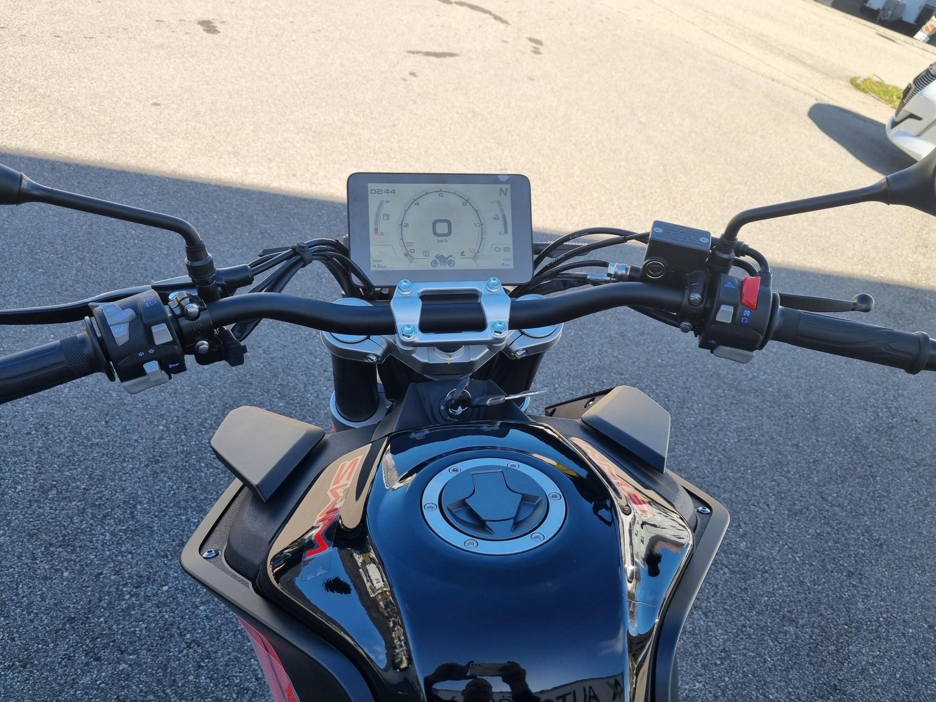 SWM HOKU 125 ABS-image-5