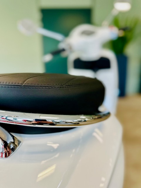 PIAGGIO Vespa 125 Primavera-image-4
