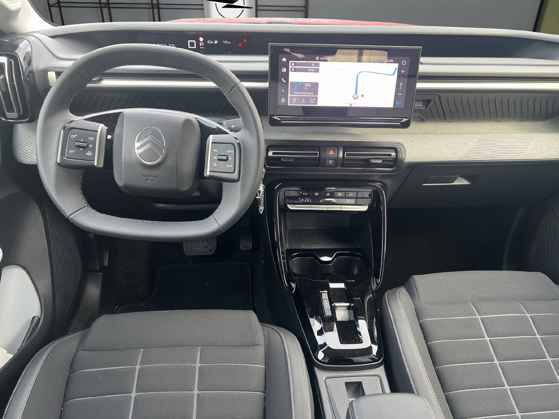 CITROEN e-C3 Max-image-8