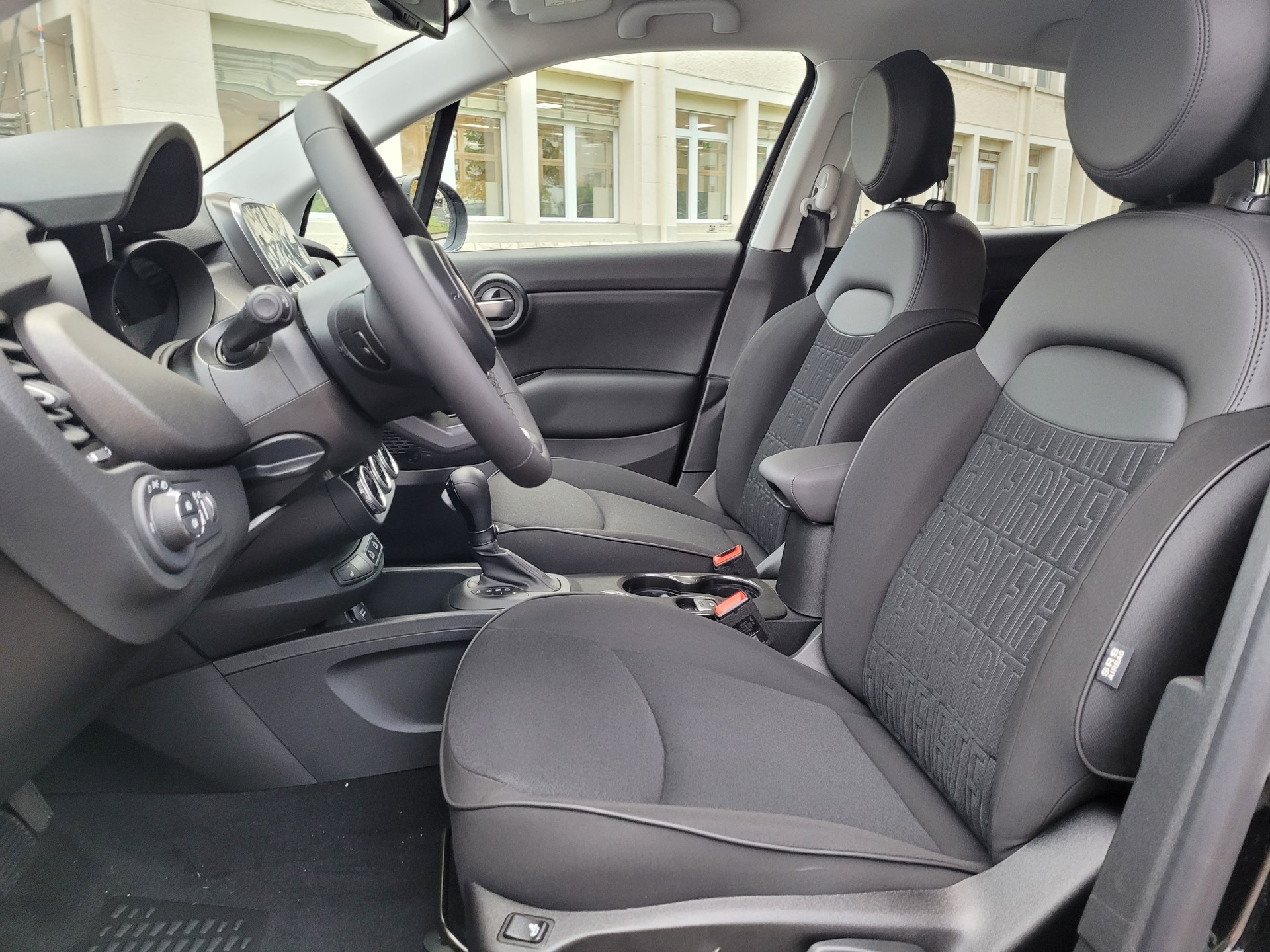 FIAT 500X 1.5 Hybrid Swiss Edition DCT-image-7