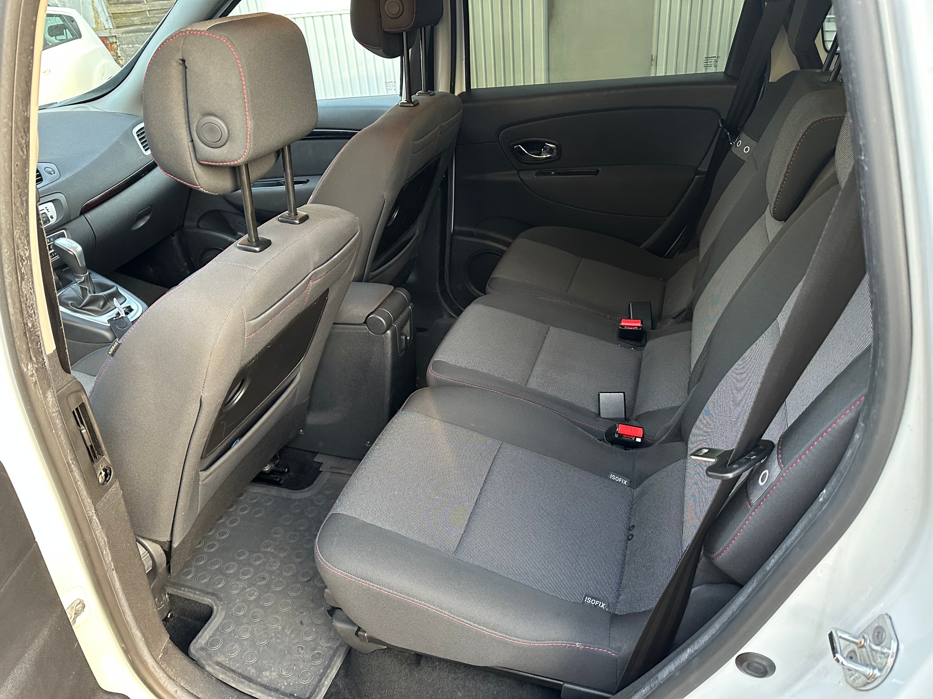 RENAULT Grand Scénic 1.5 dCi Dynamique EDC-image-7