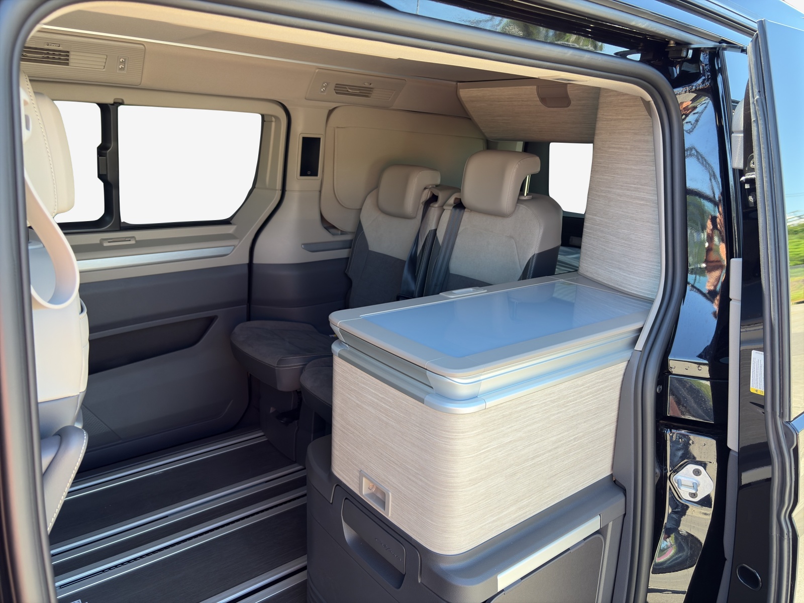 VW California eHybrid Ocean 4Motion-image-11
