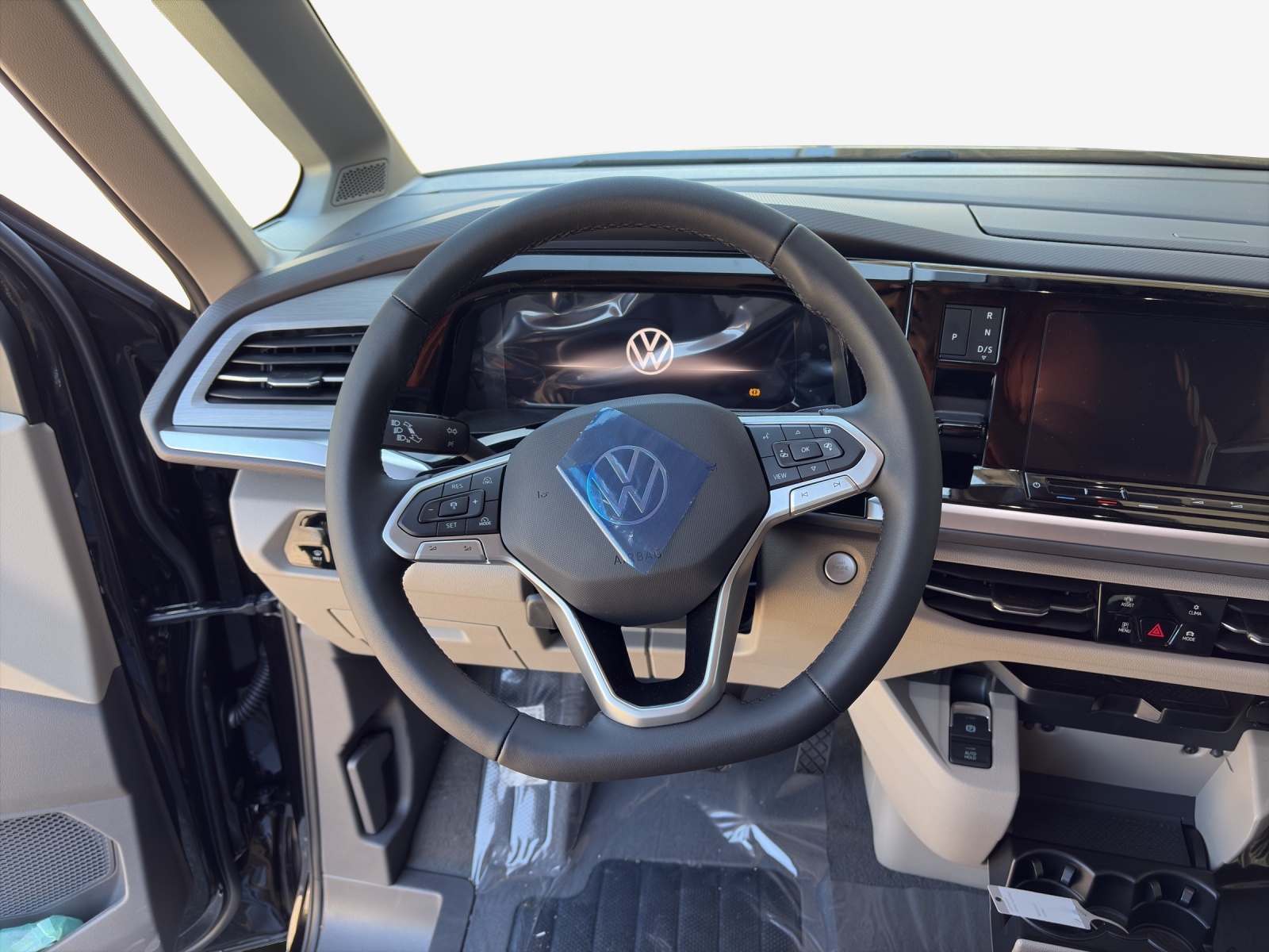 VW California eHybrid Ocean 4Motion-image-9