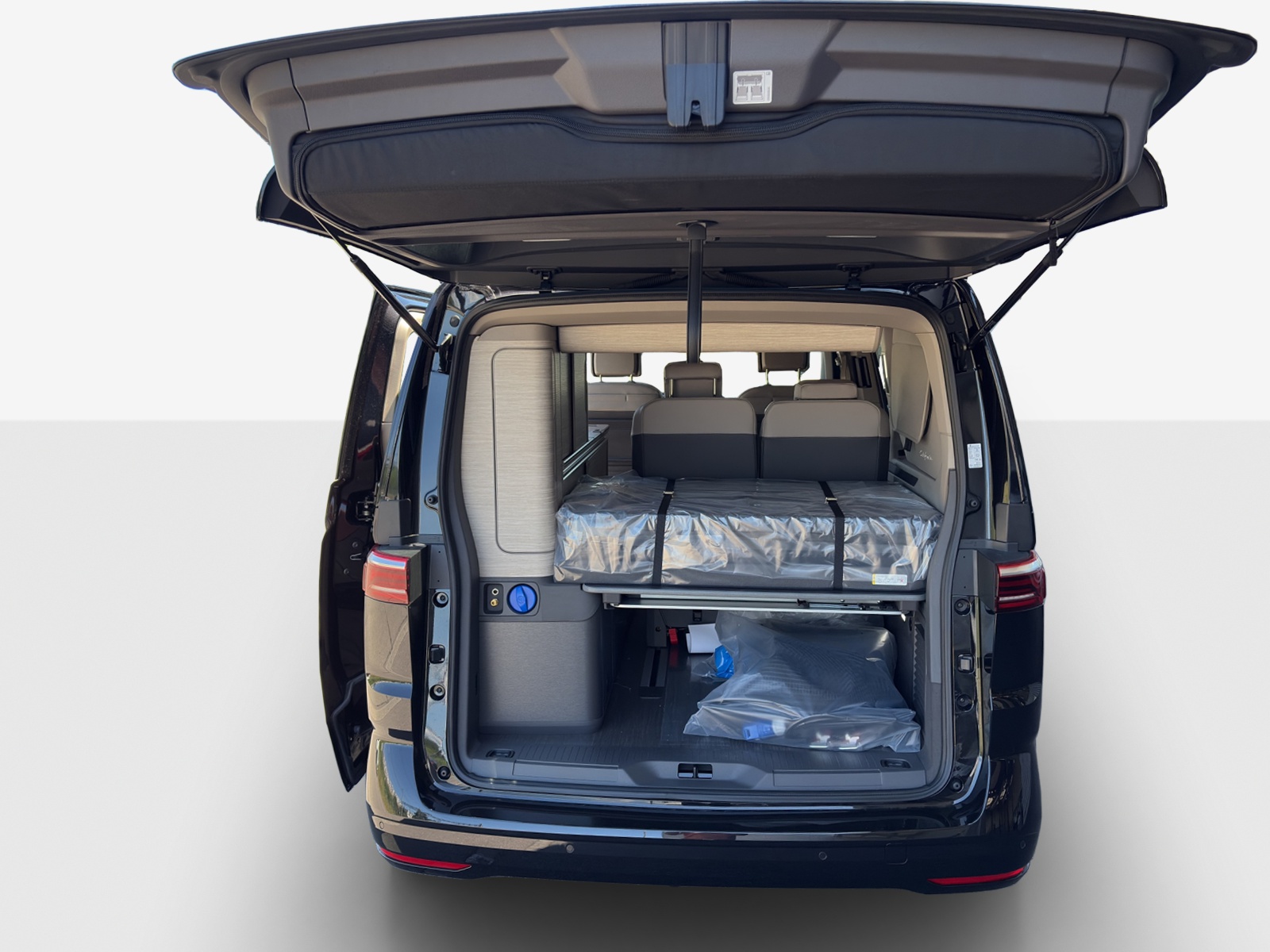 VW California eHybrid Ocean 4Motion-image-12